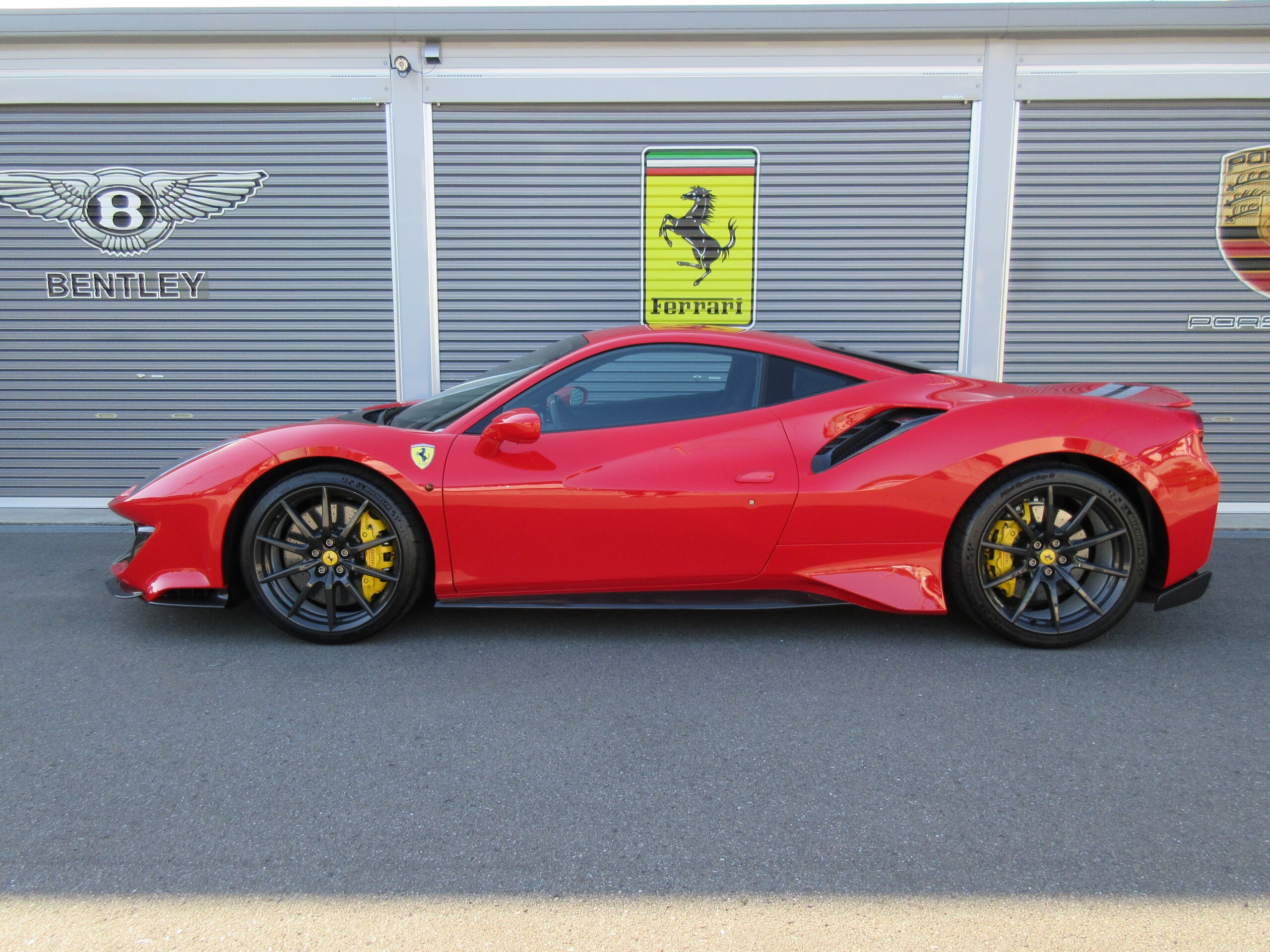 Ferrari 488 Pista (photo: 3)