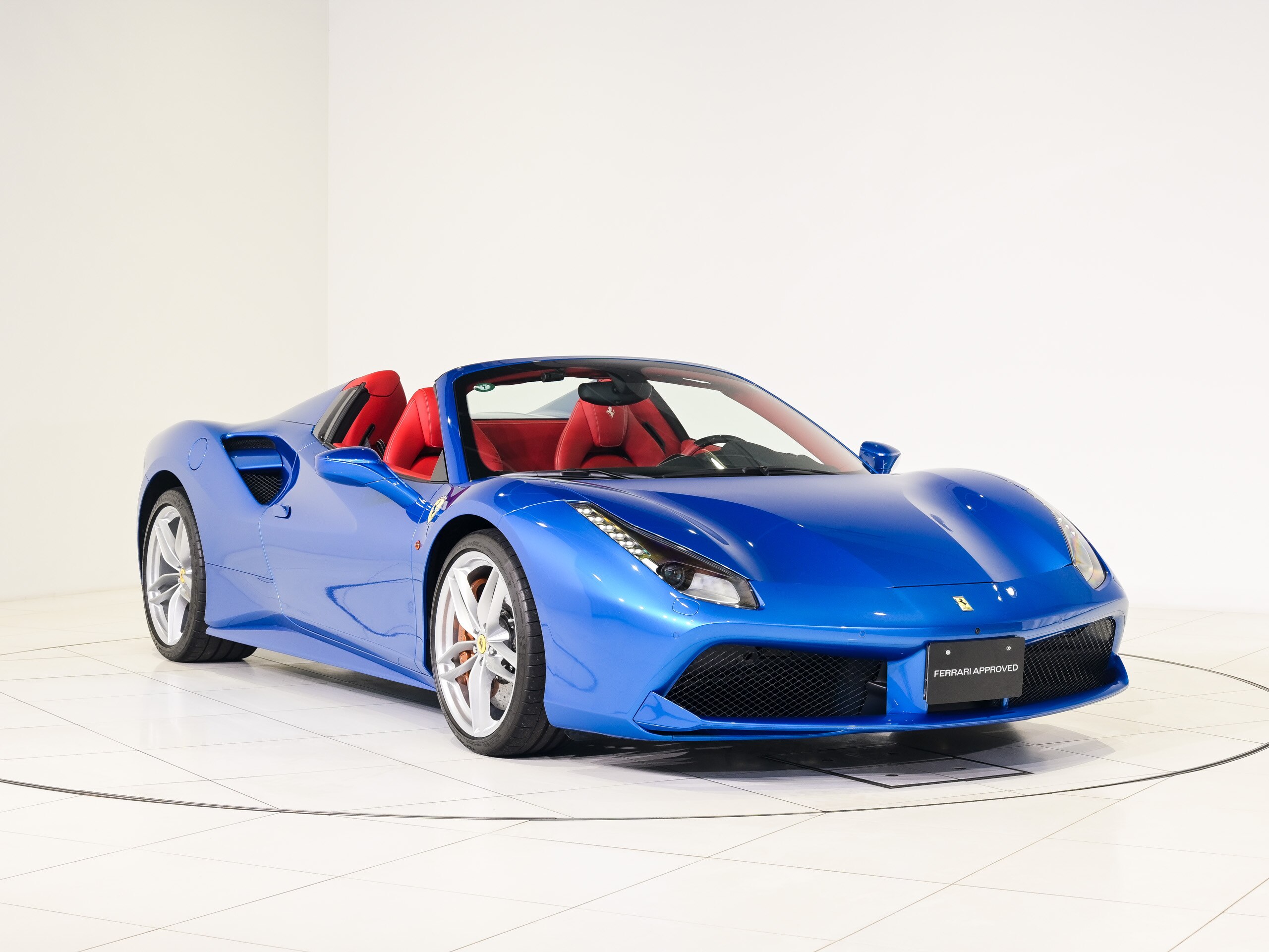 Ferrari 488 Spider (photo: 3)