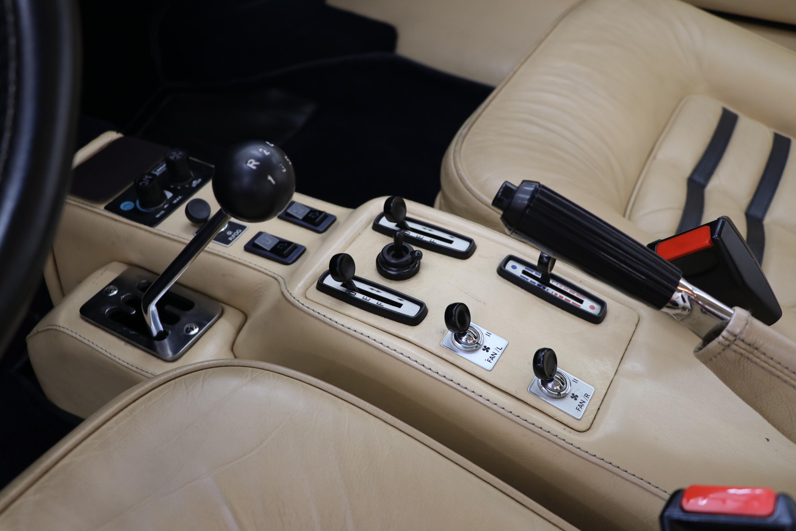 Ferrari 512 BBi (photo: 11)
