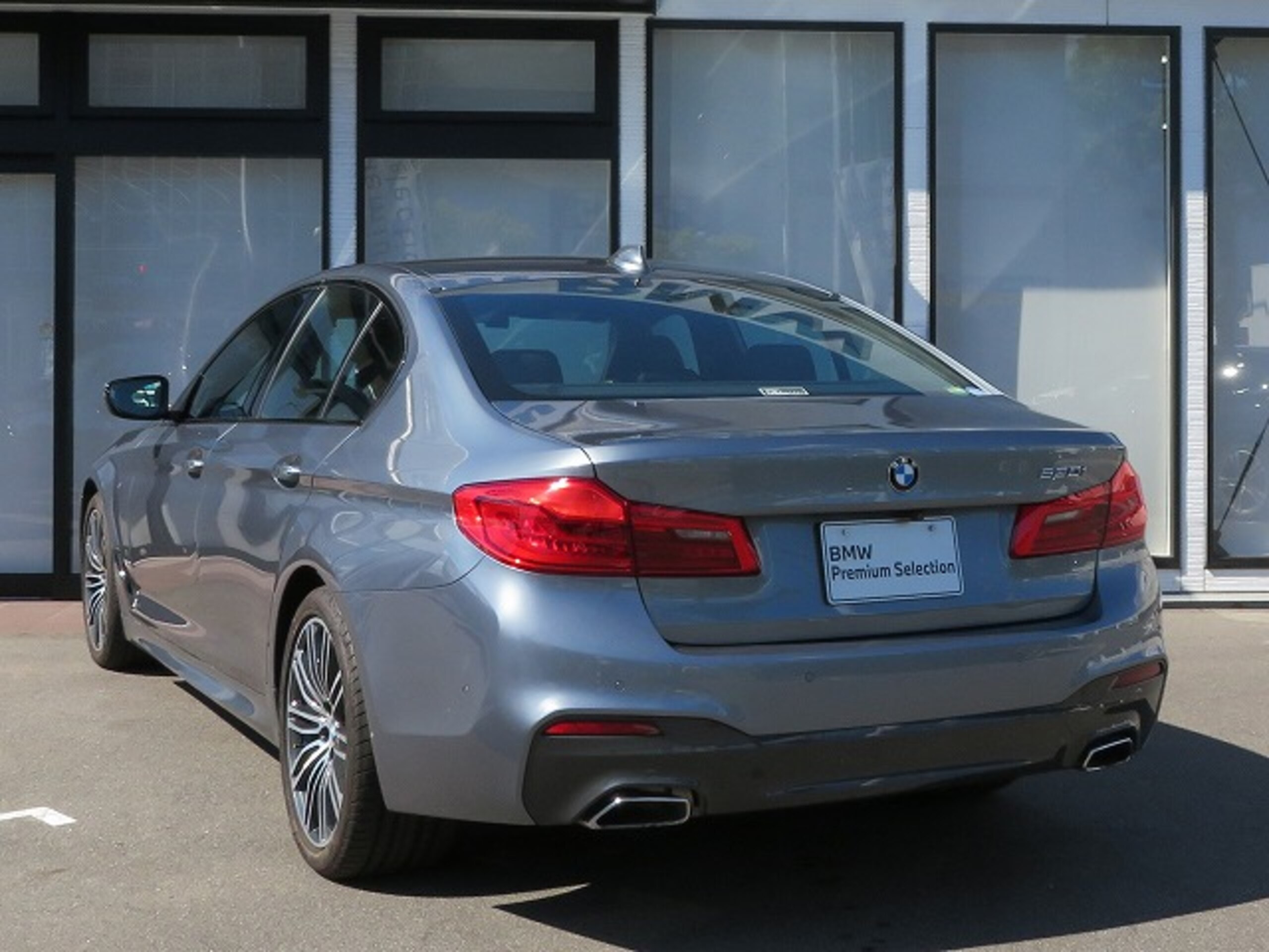 BMW 530i M Sport (photo: 6)