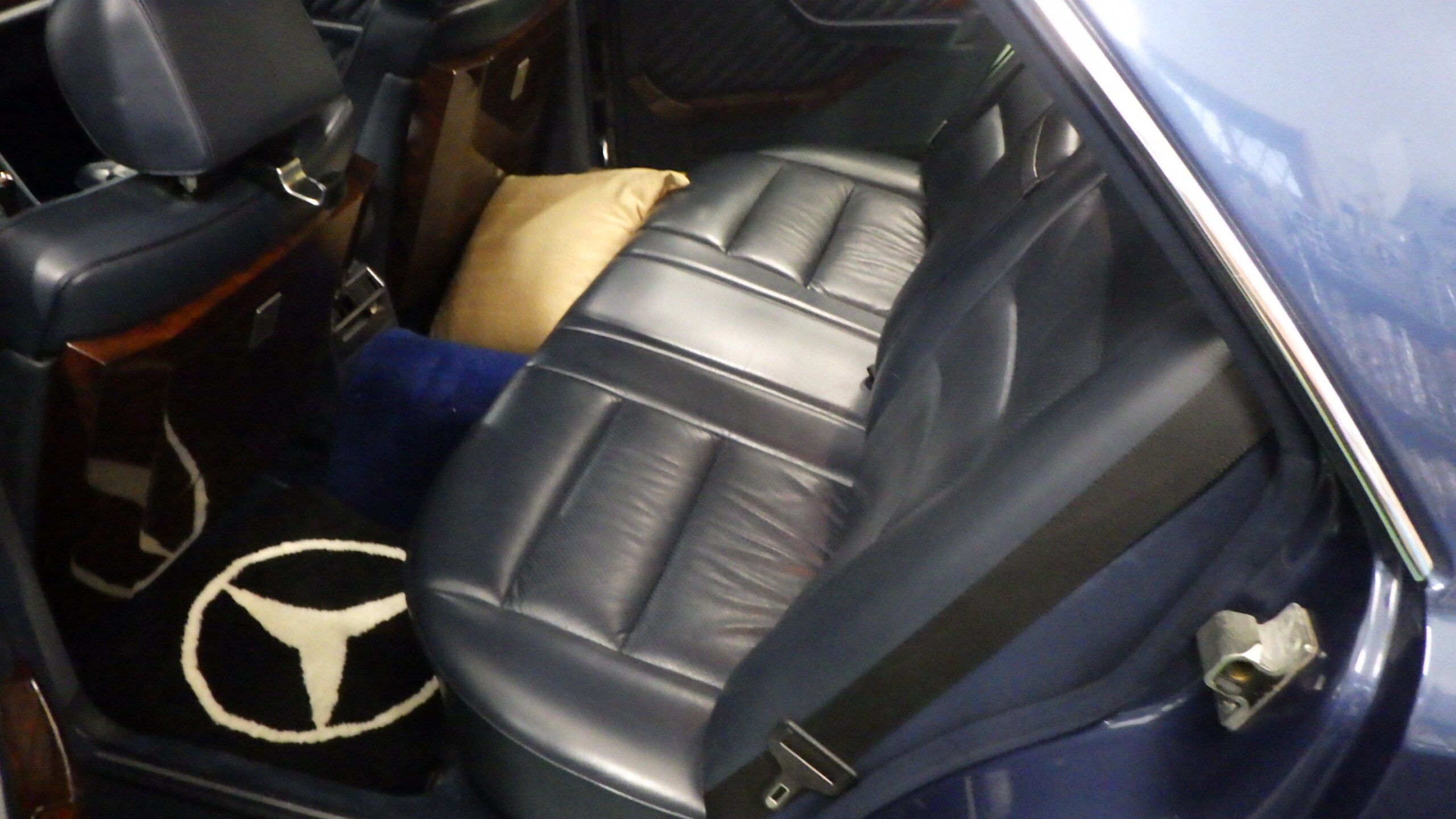 Mercedes Benz 560SEL 6.0 AMG (photo: 13)