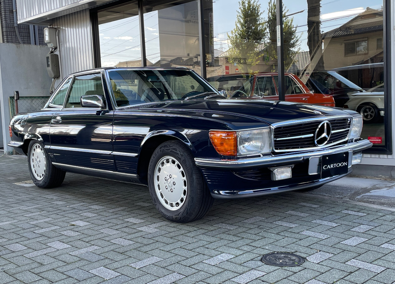 Mercedes Benz 560SL