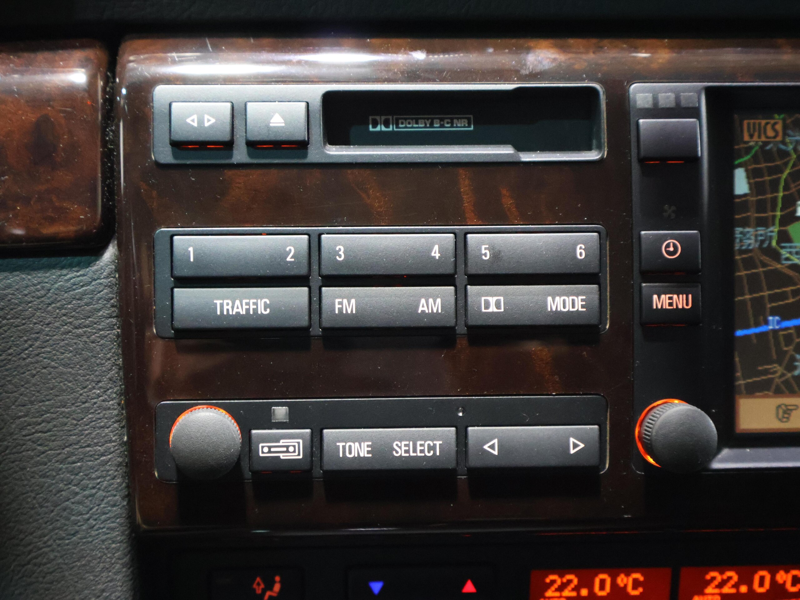 BMW 735i (photo: 11)