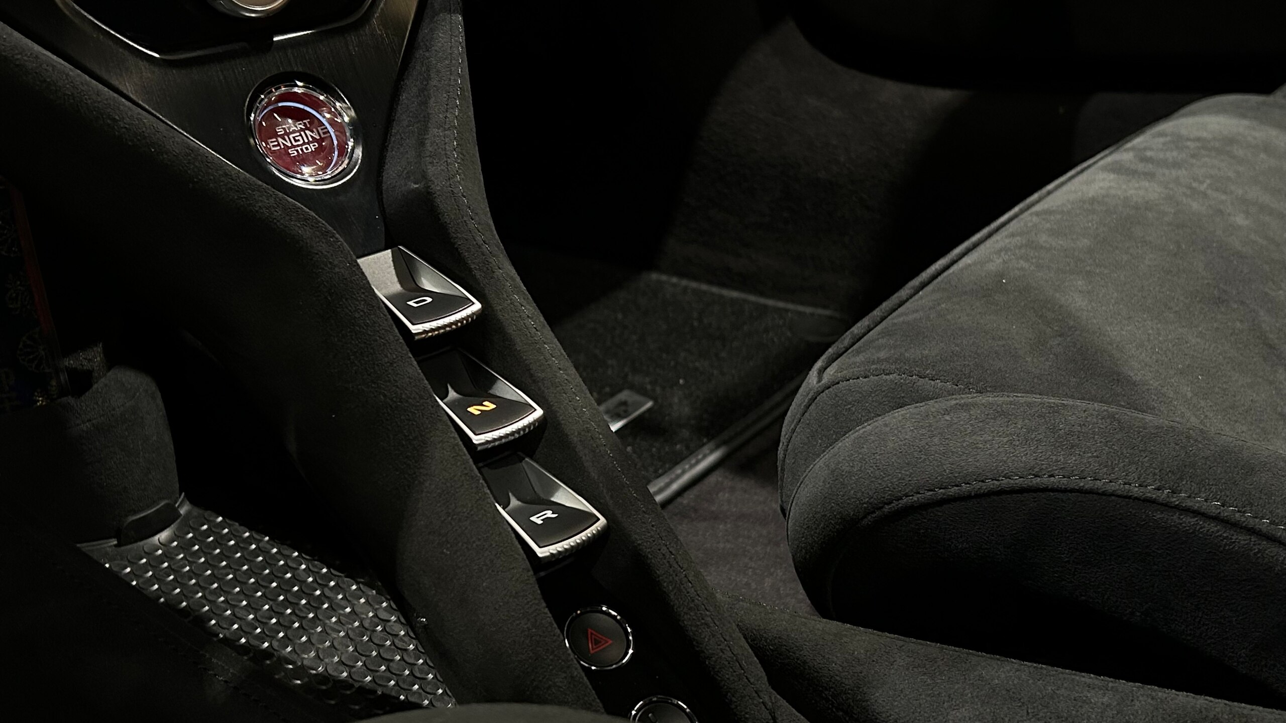 McLaren 750S (photo: 10)