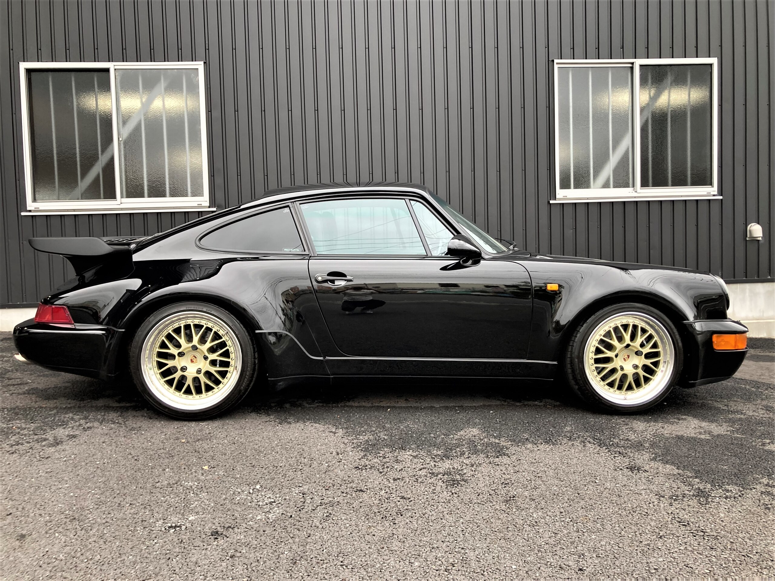 Porsche 911 Turbo (photo: 3)