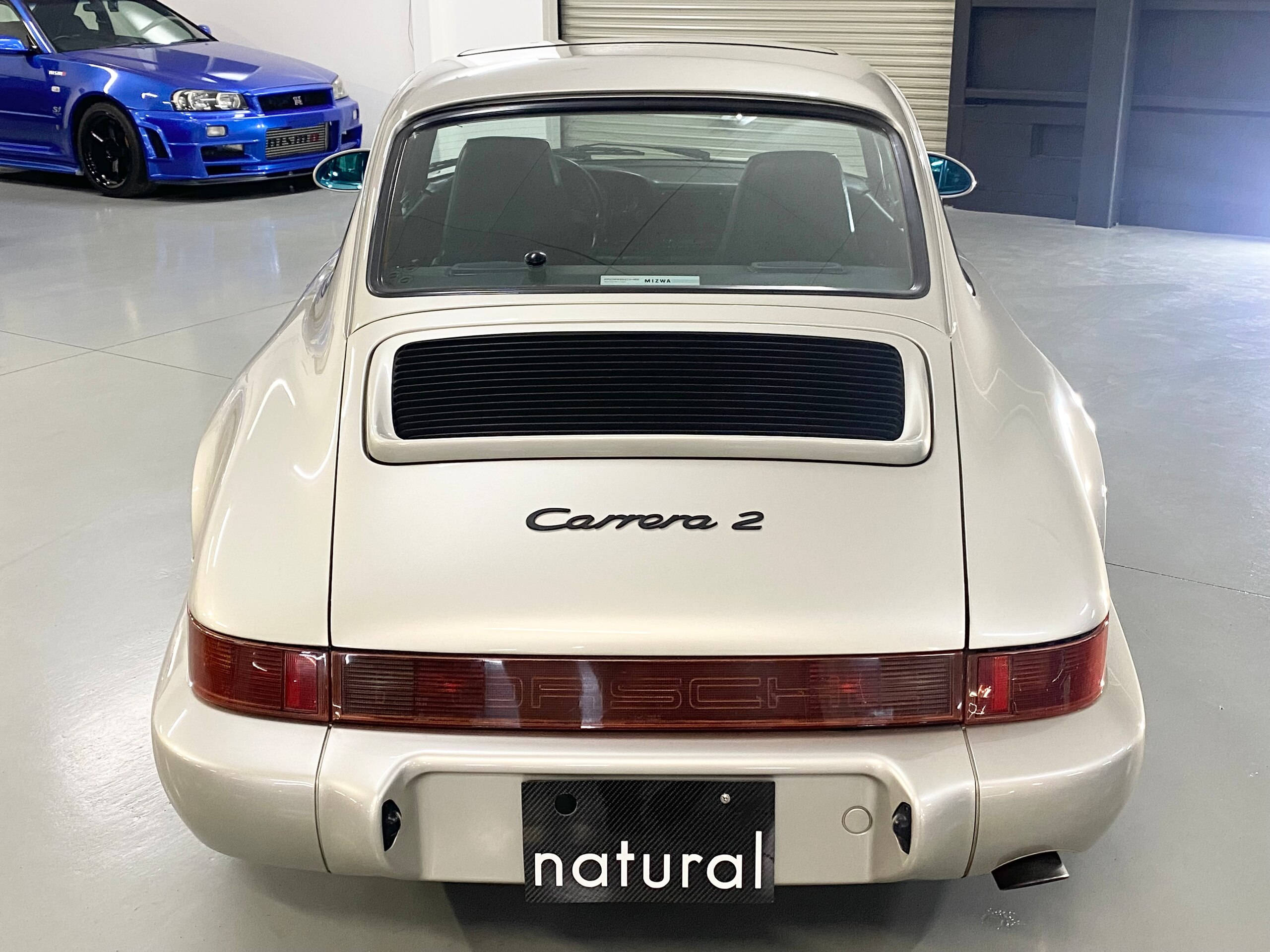 Porsche 911 Carrera 2 (photo: 2)