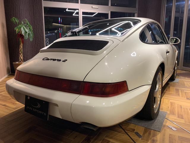 Porsche 911 Carrera 2 (photo: 4)