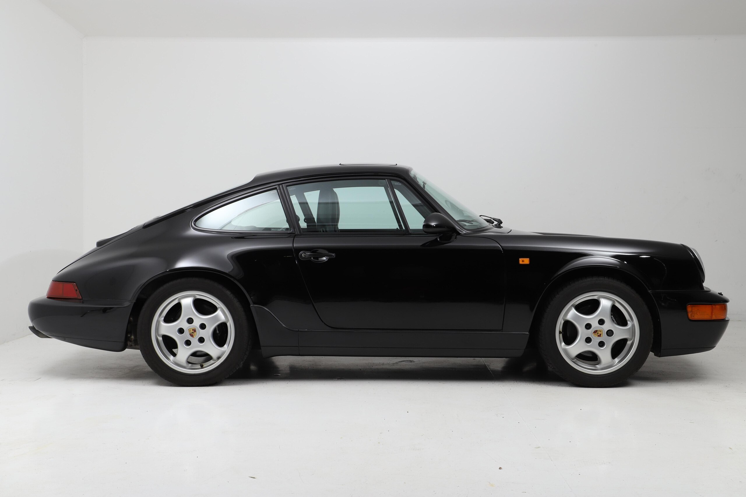 Porsche 911 Carrera 2 (photo: 5)