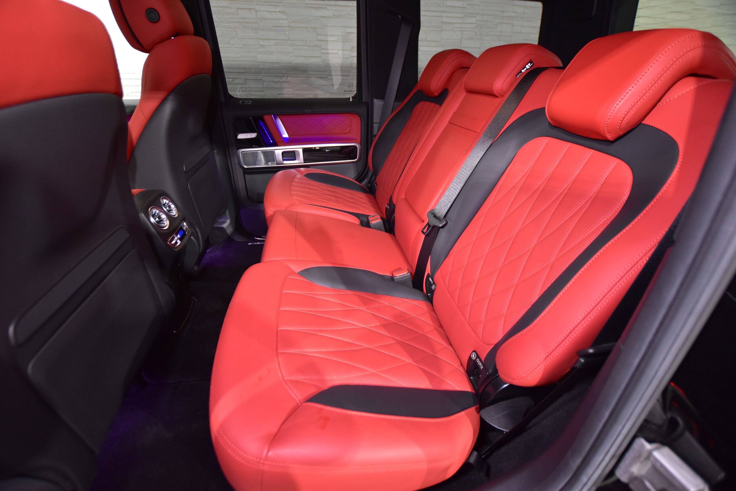 Mercedes Benz G63 AMG (photo: 29)