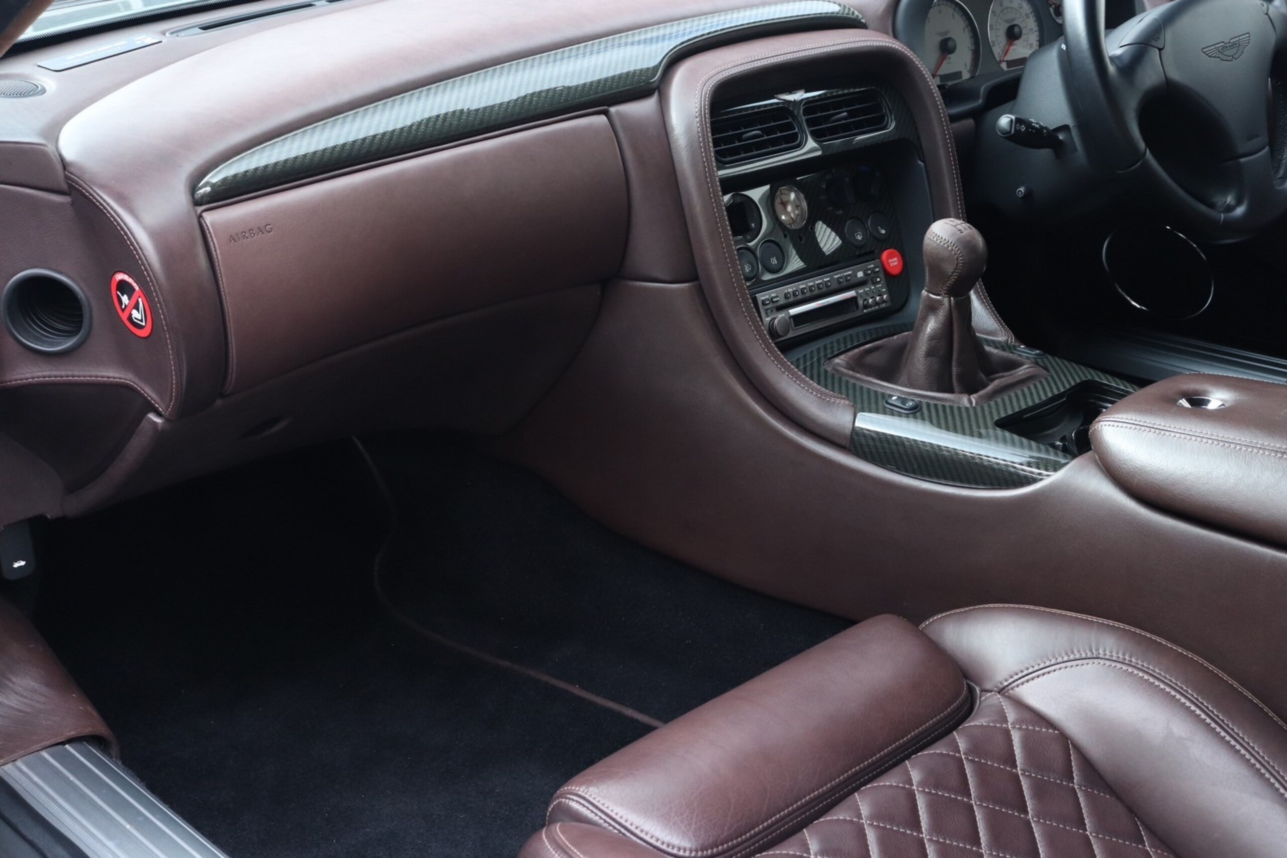 Aston Martin DB7 Zagato (photo: 20)