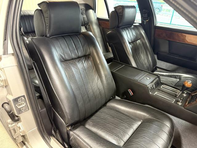 Aston Martin Lagonda (photo: 15)