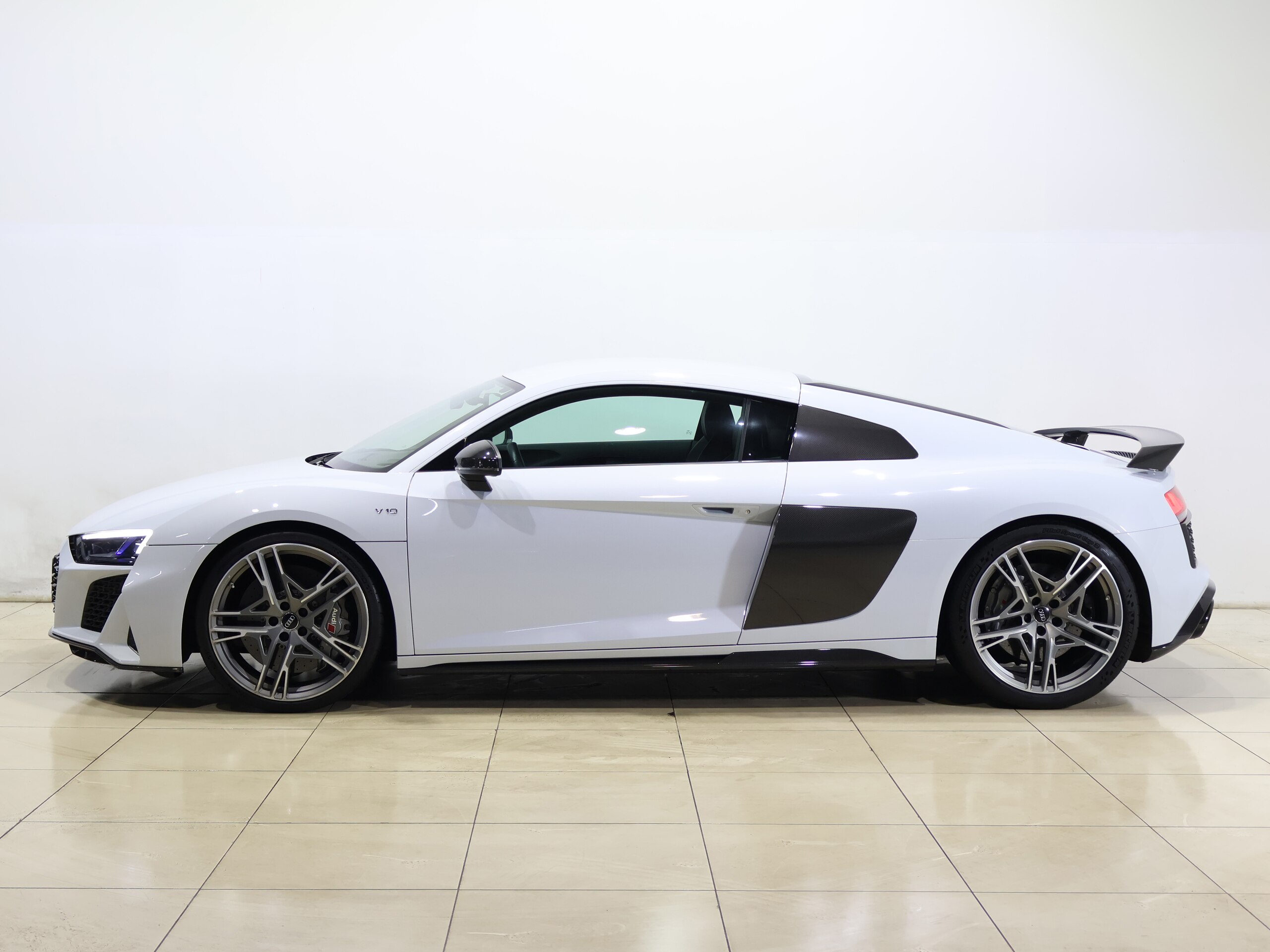 Audi R8 5.2 FSI Quattro (photo: 4)