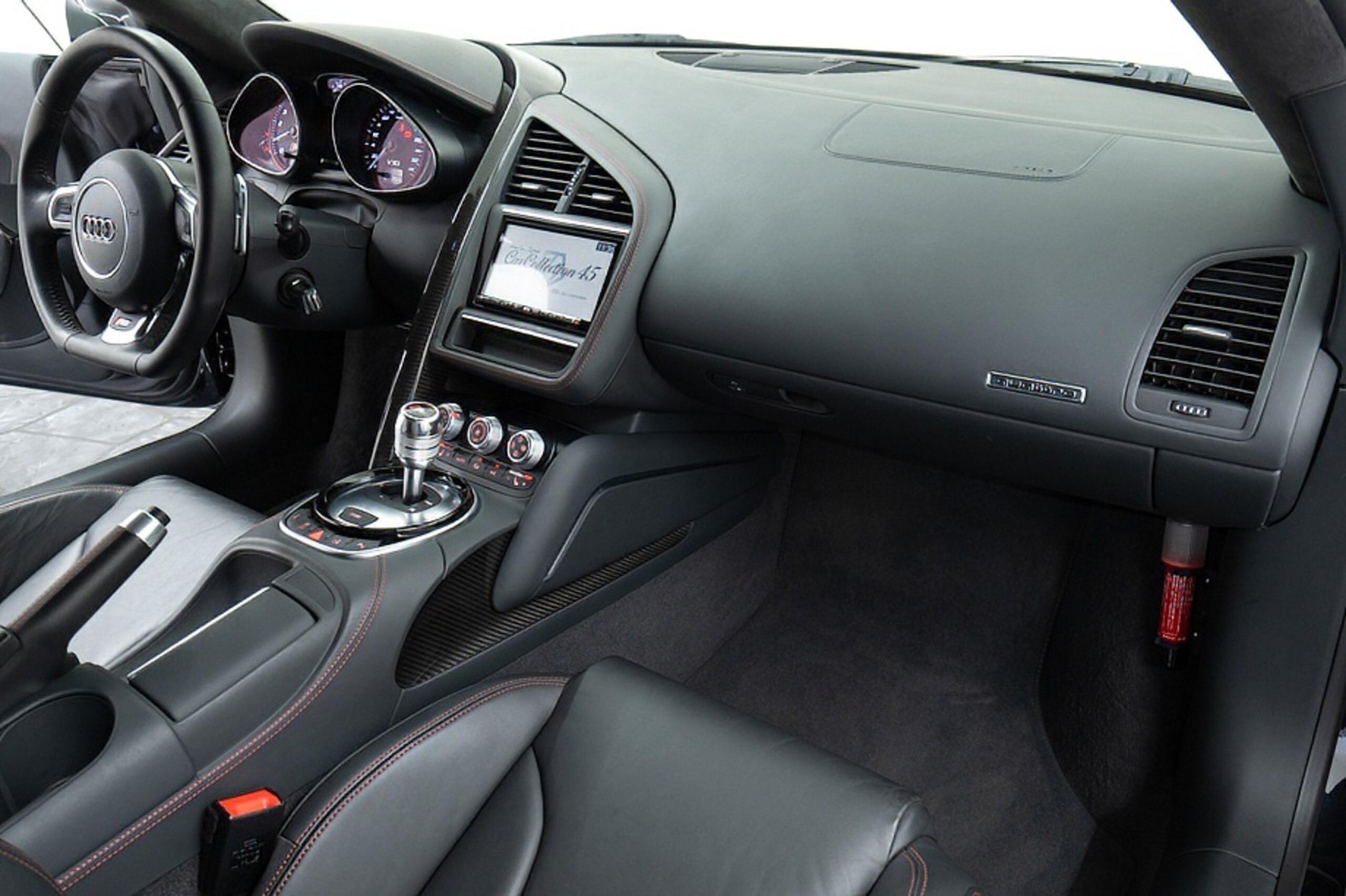 Audi R8 5.2 FSI Quattro (photo: 17)
