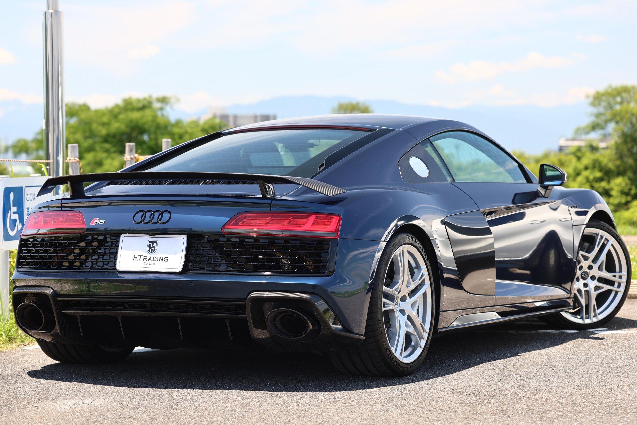 Audi R8 5.2 FSI Quattro (photo: 6)