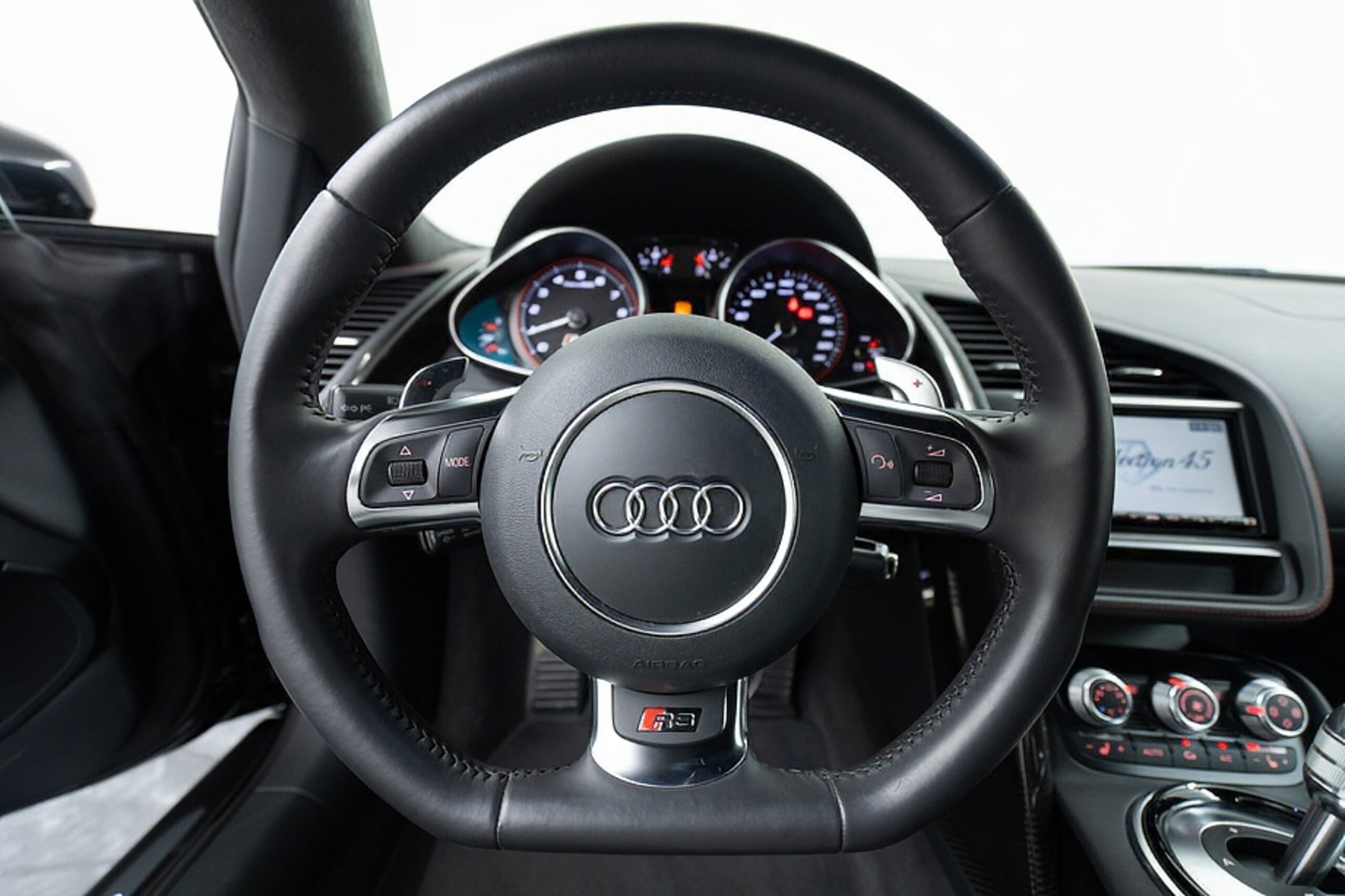 Audi R8 5.2 FSI Quattro (photo: 11)