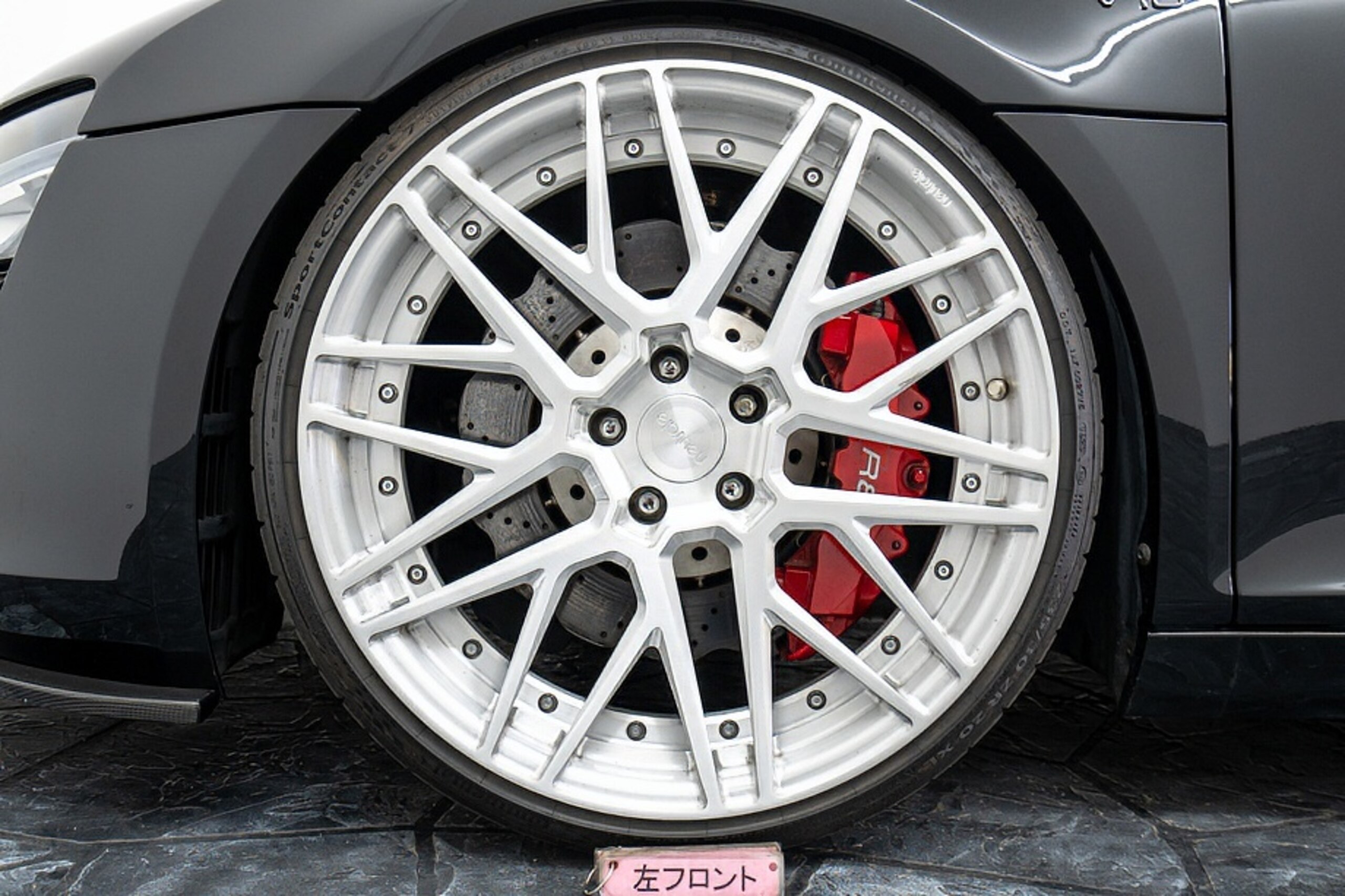 Audi R8 5.2 FSI Quattro (photo: 21)