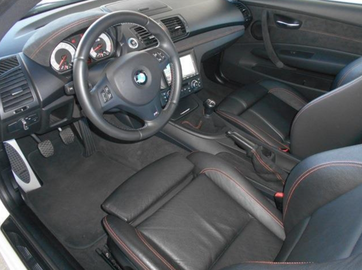BMW 1M Coupe (photo: 12)