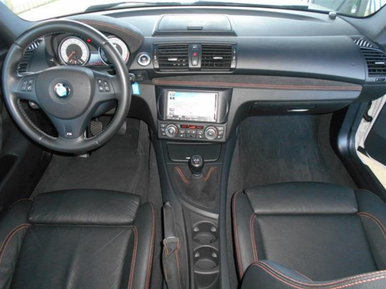 BMW 1M Coupe (photo: 11)