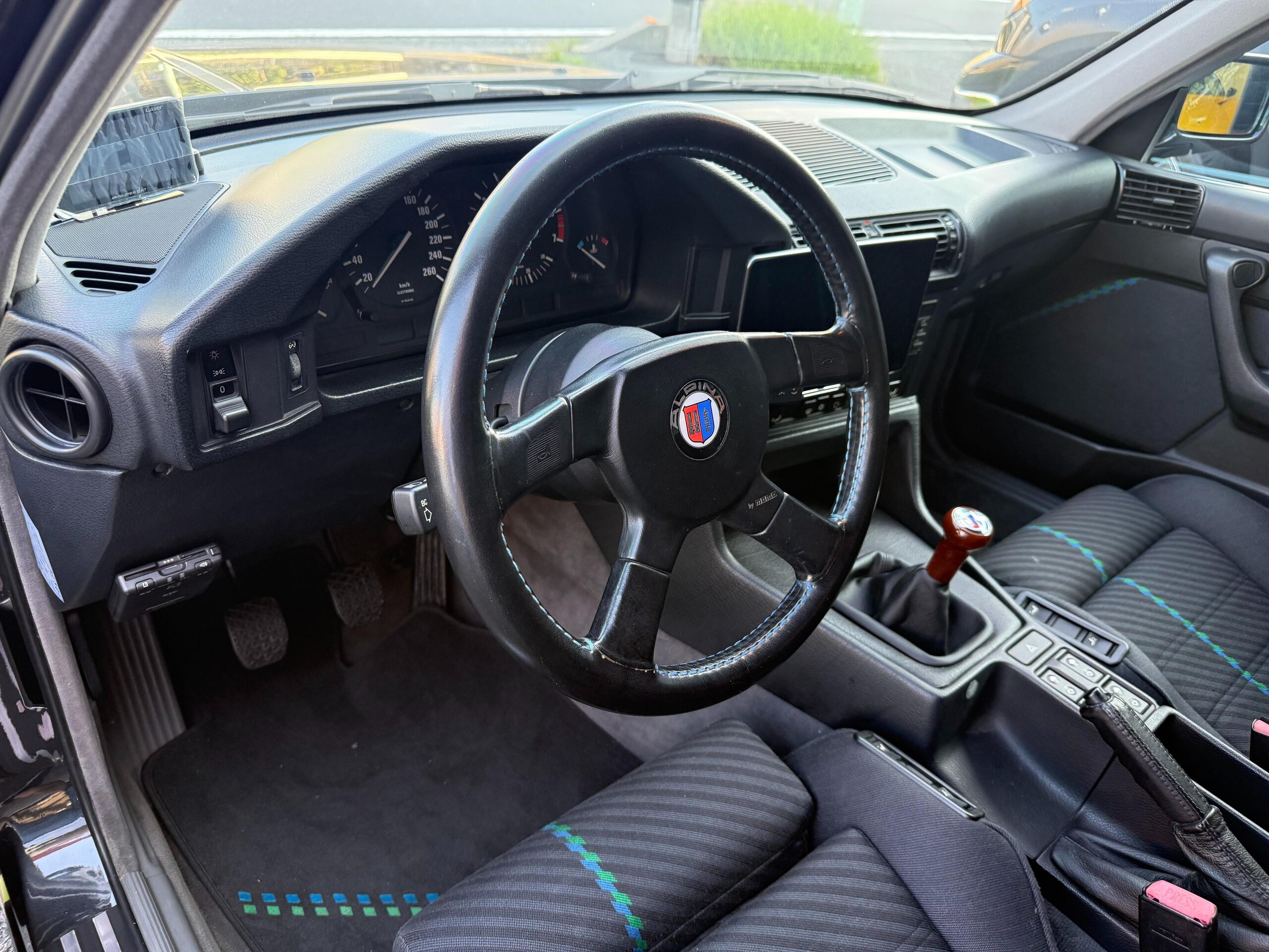 BMW Alpina B10 3.5/1 (photo: 8)