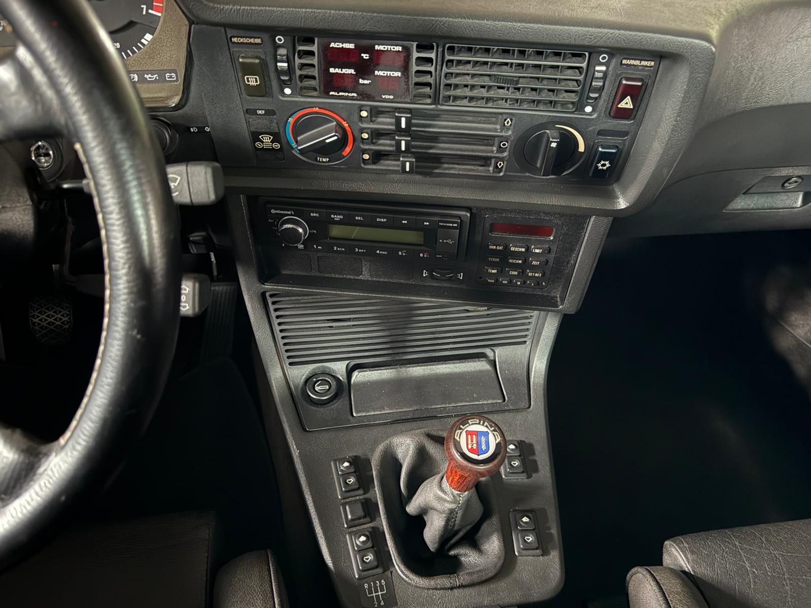BMW Alpina B7 TURBO (photo: 9)