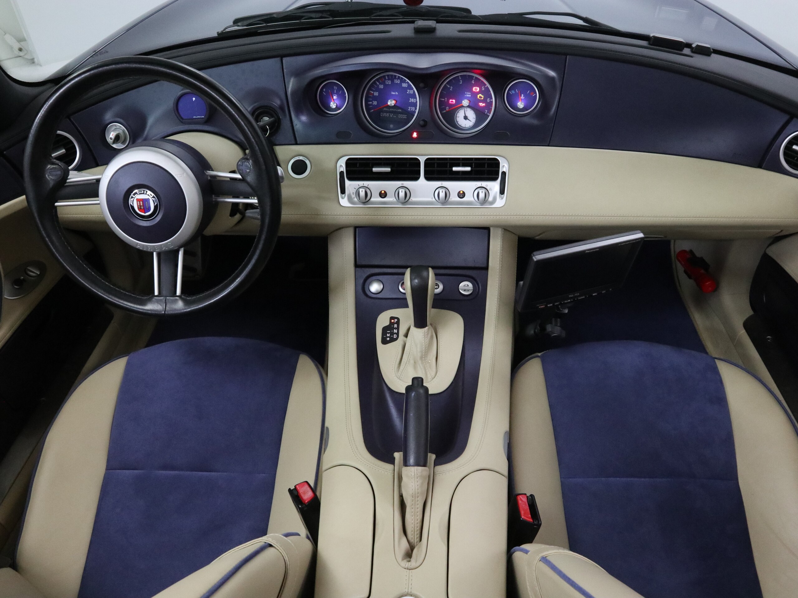 BMW Alpina Roadster V8 Limited Edition (photo: 6)