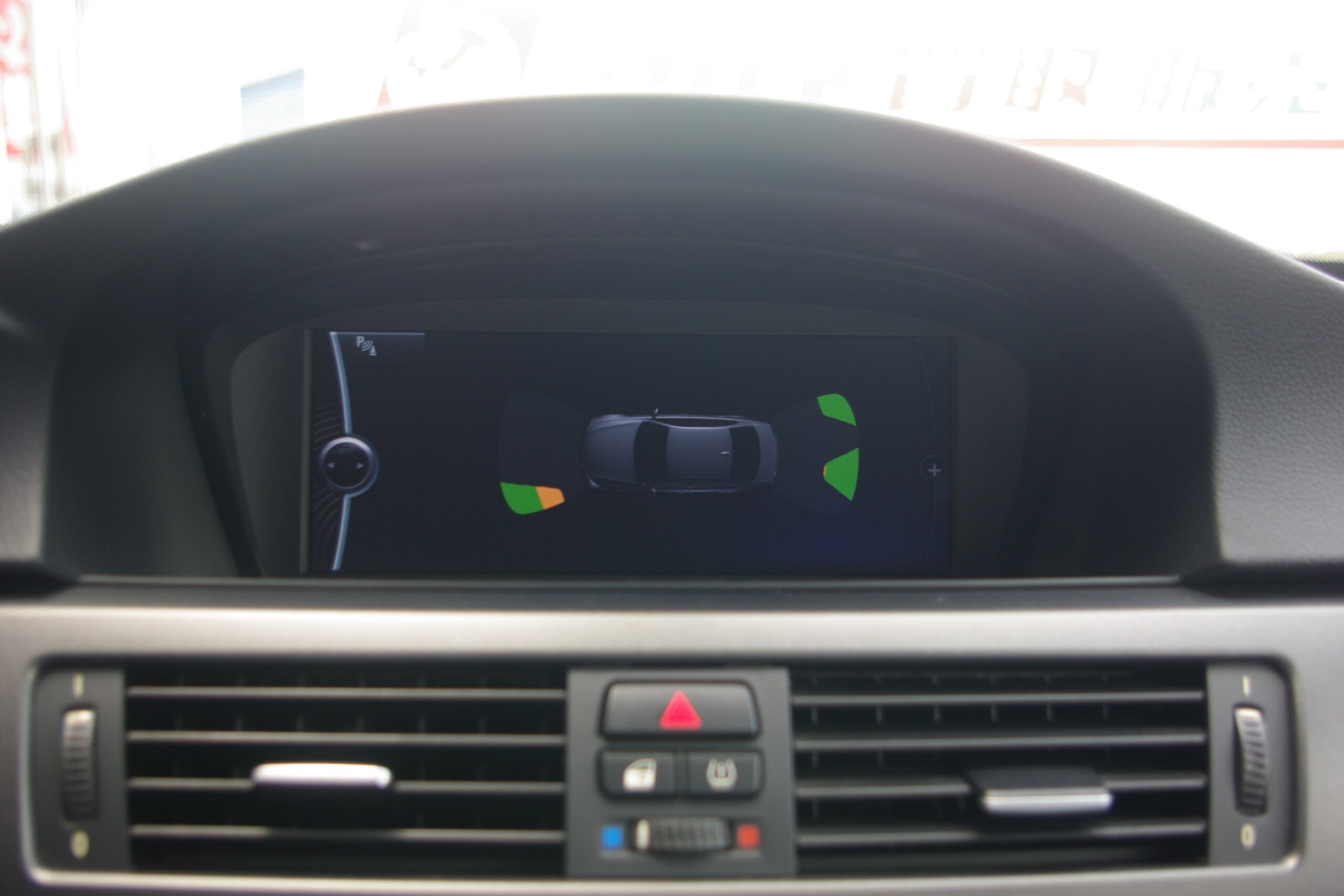 BMW M3 Sedan (photo: 10)
