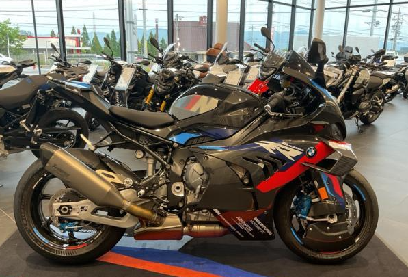 BMW M1000RR (photo: 6)