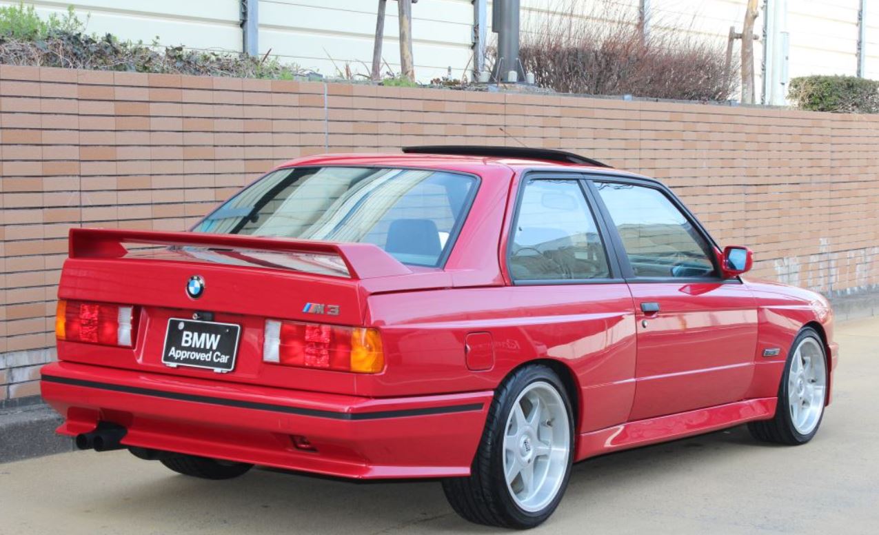 BMW M3 (photo: 2)