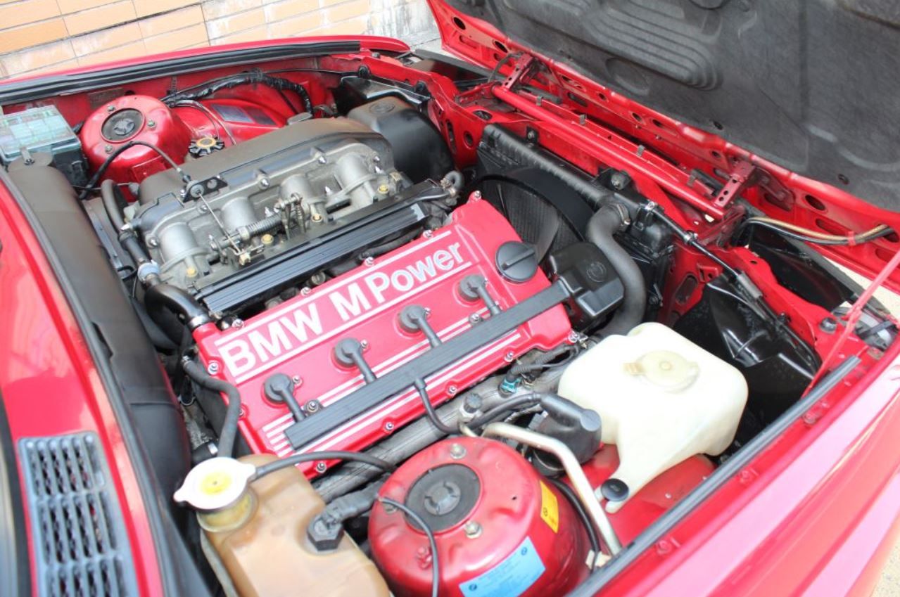 BMW M3 (photo: 3)