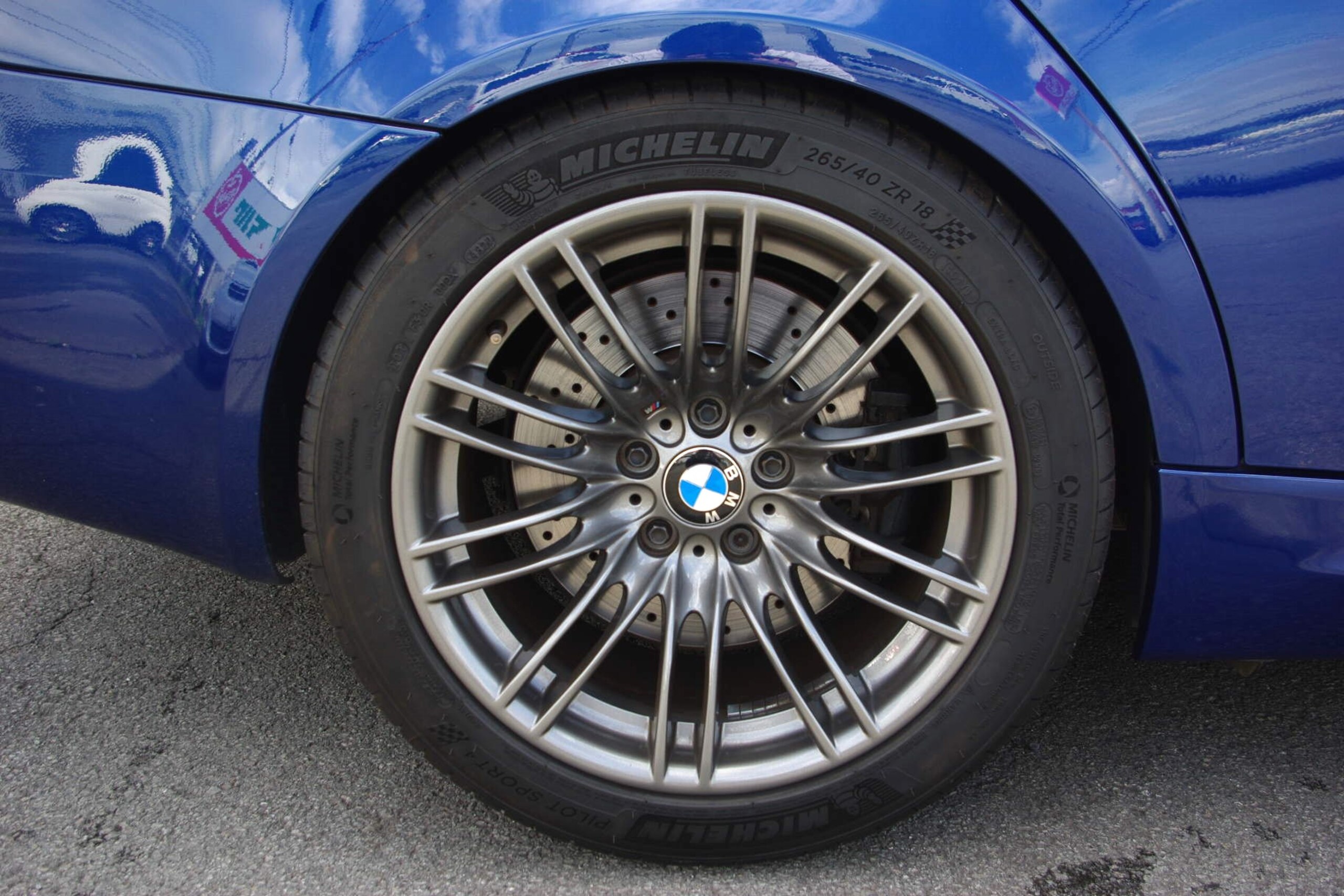 BMW M3 Sedan (photo: 17)