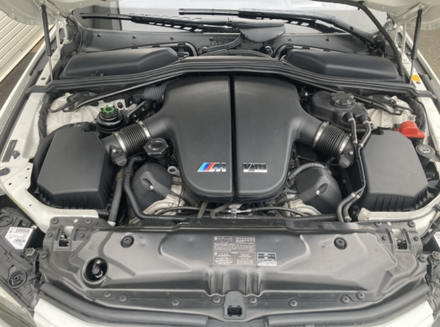 BMW M5 (photo: 11)