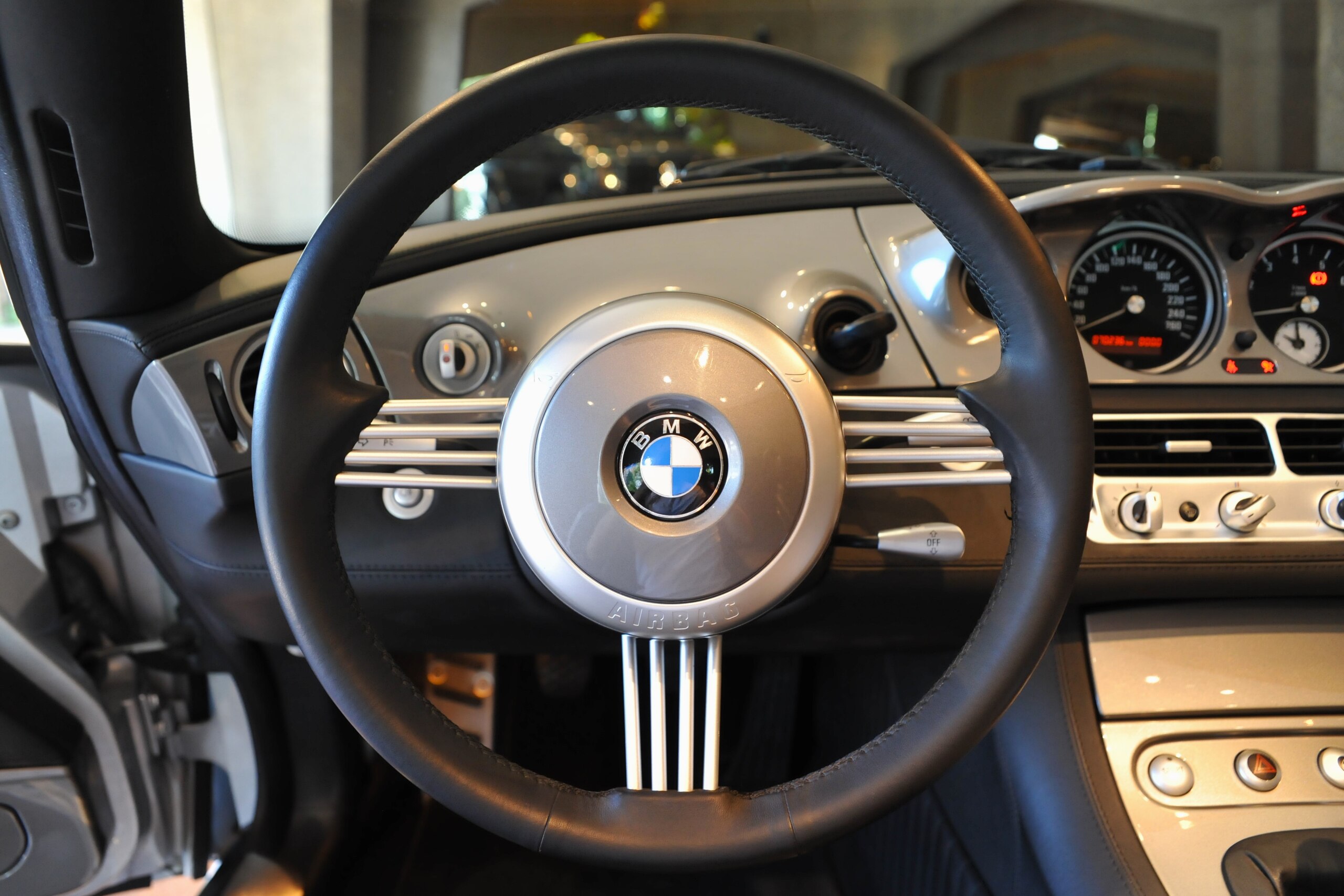 BMW Z8 (photo: 8)