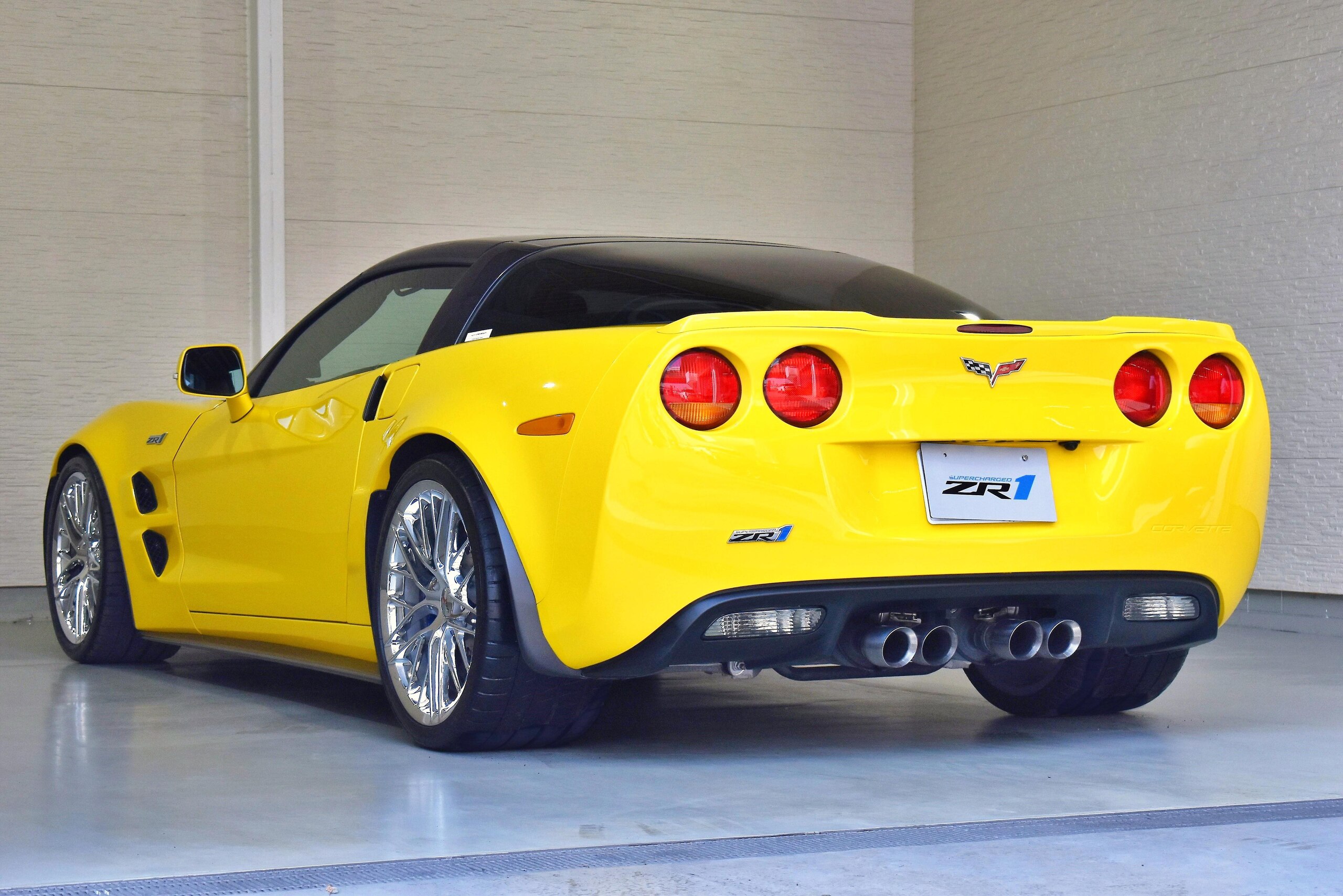 Chevrolet Corvette ZR1 (photo: 4)