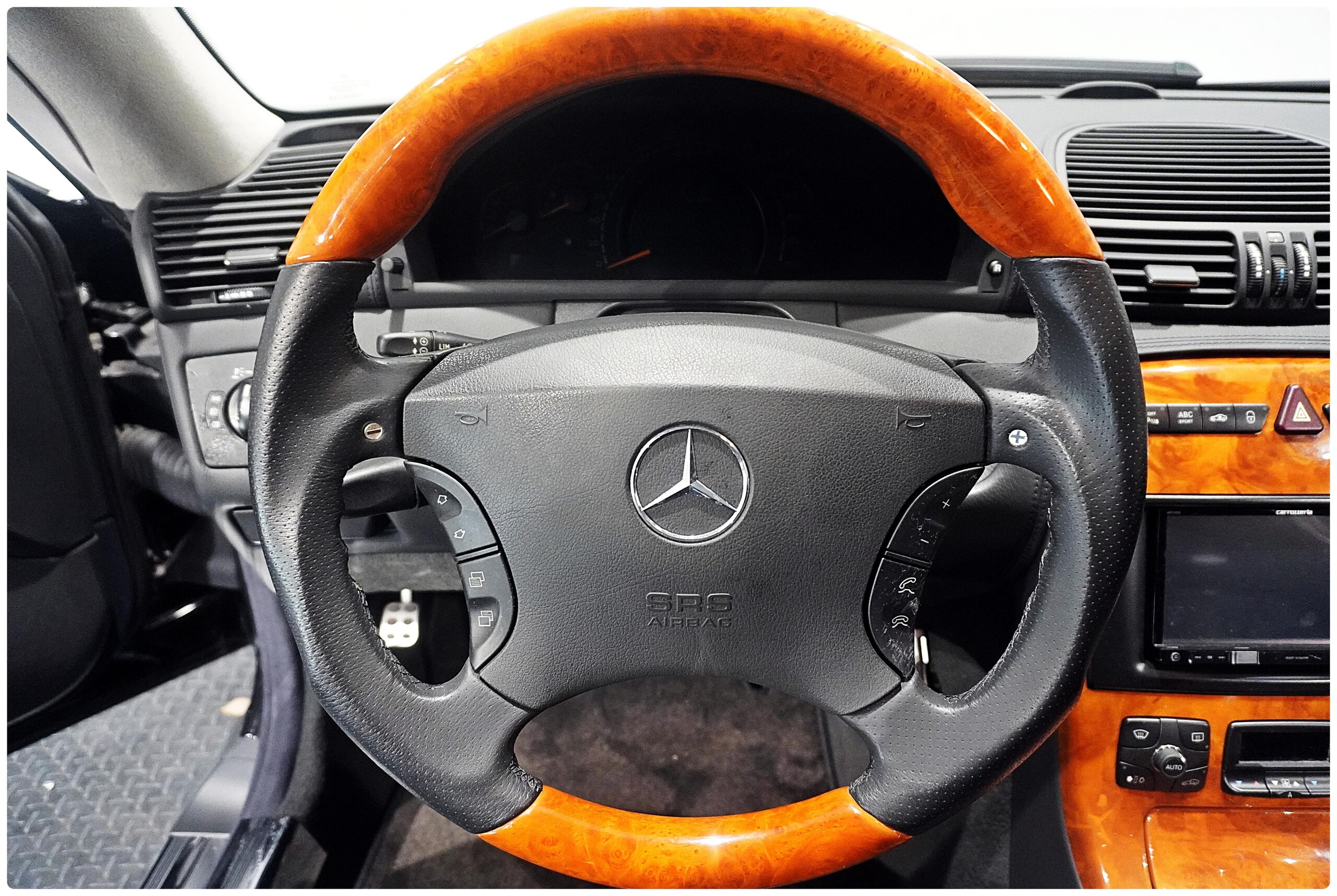 Mercedes Benz CL55 AMG (photo: 13)