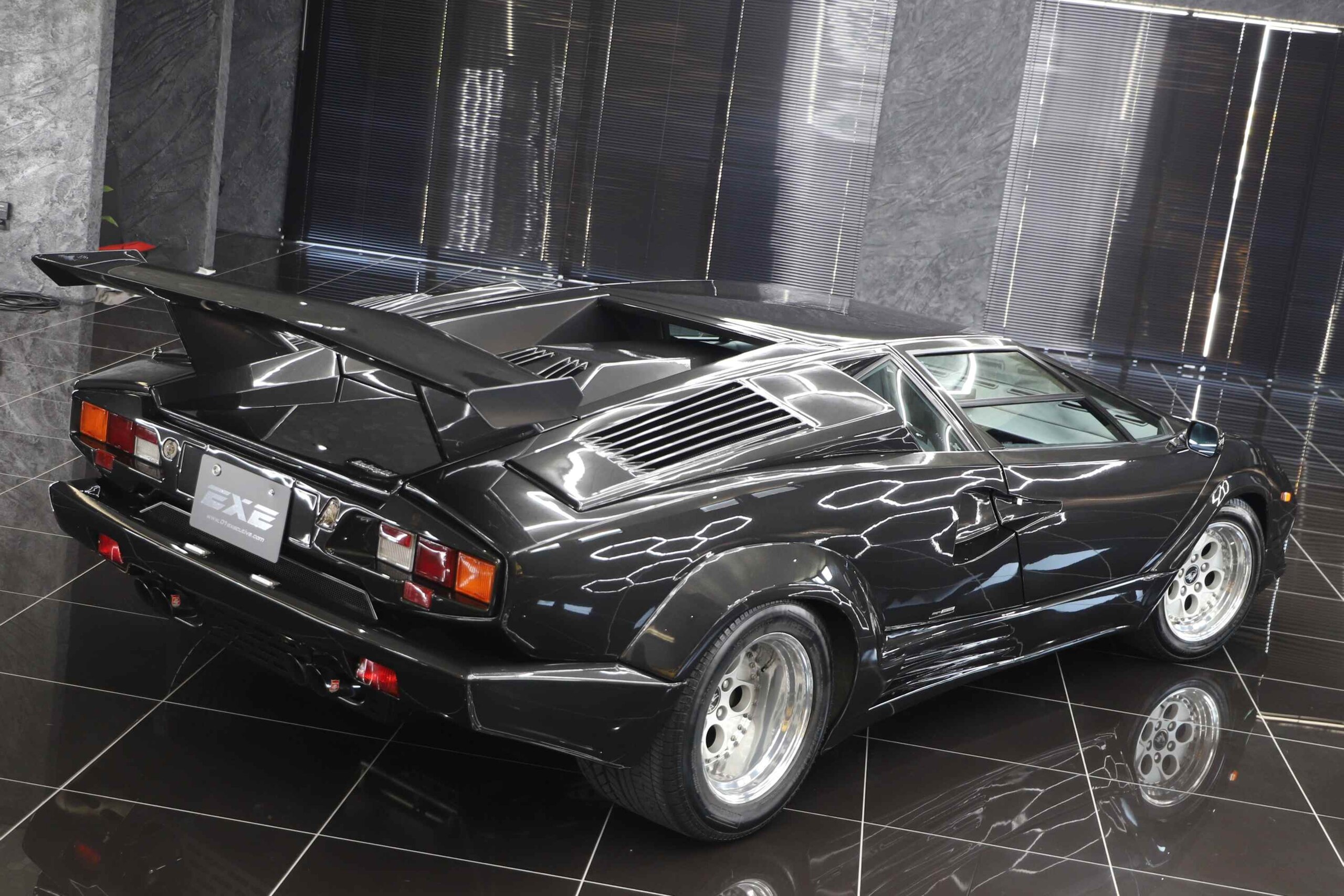 Lamborghini Countach Anniversary Edition (photo: 4)