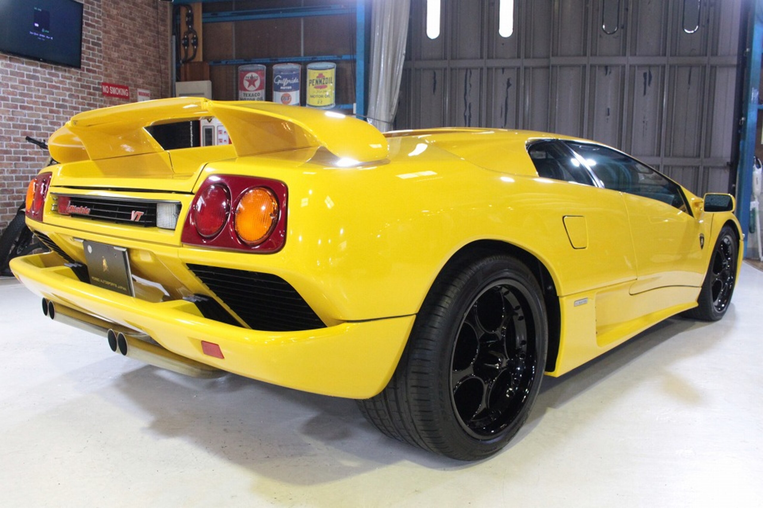 Lamborghini Diablo VT (photo: 4)