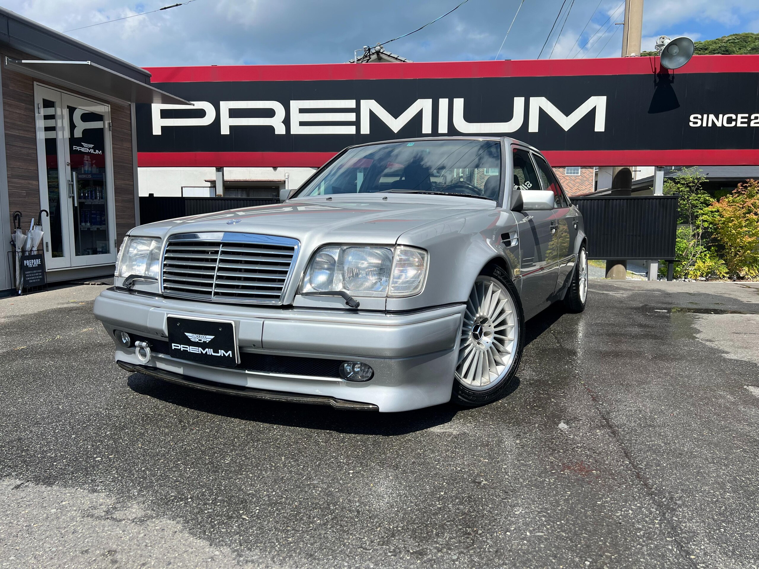 Mercedes Benz E500