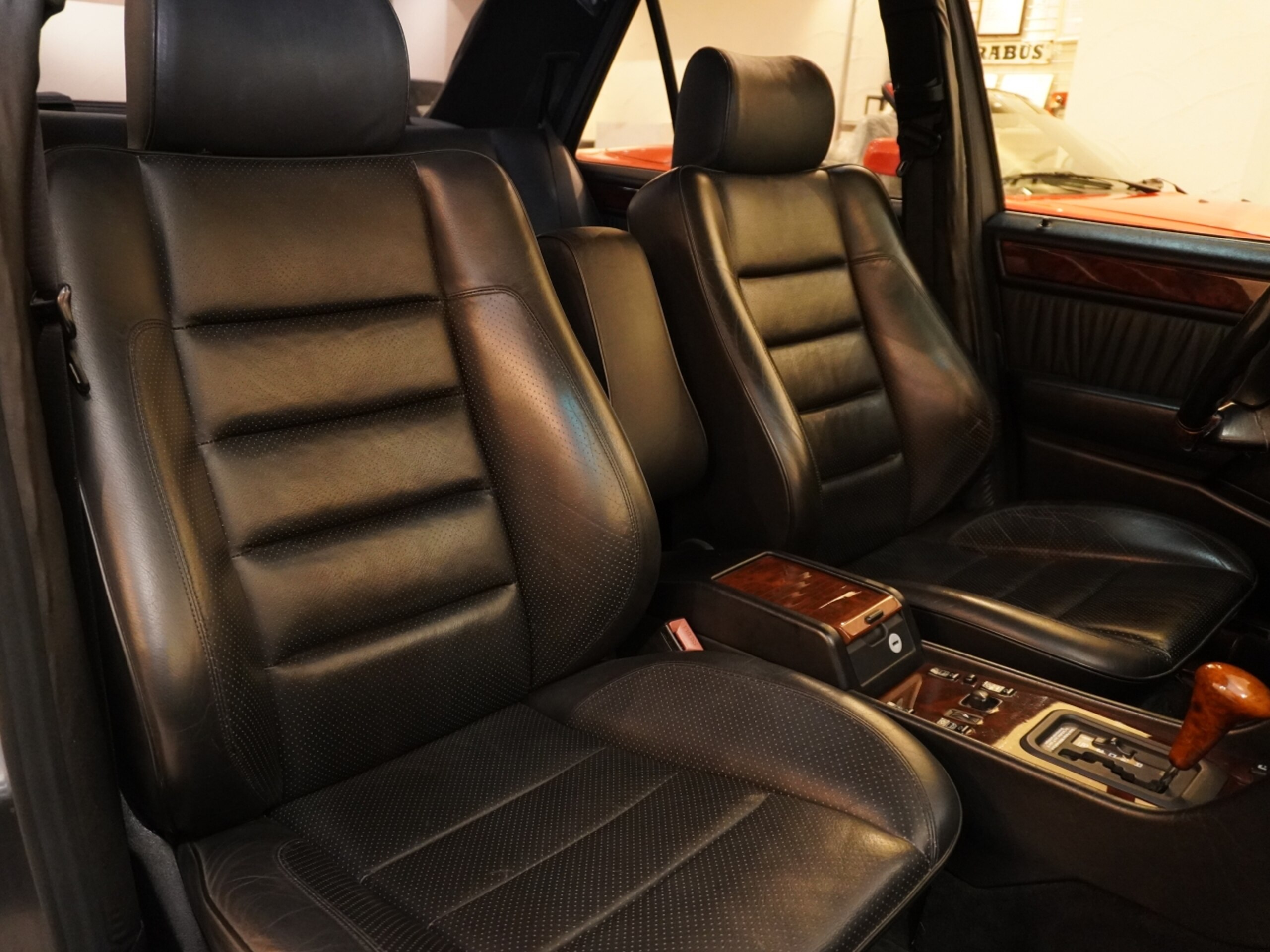 Mercedes Benz E60 AMG (photo: 14)