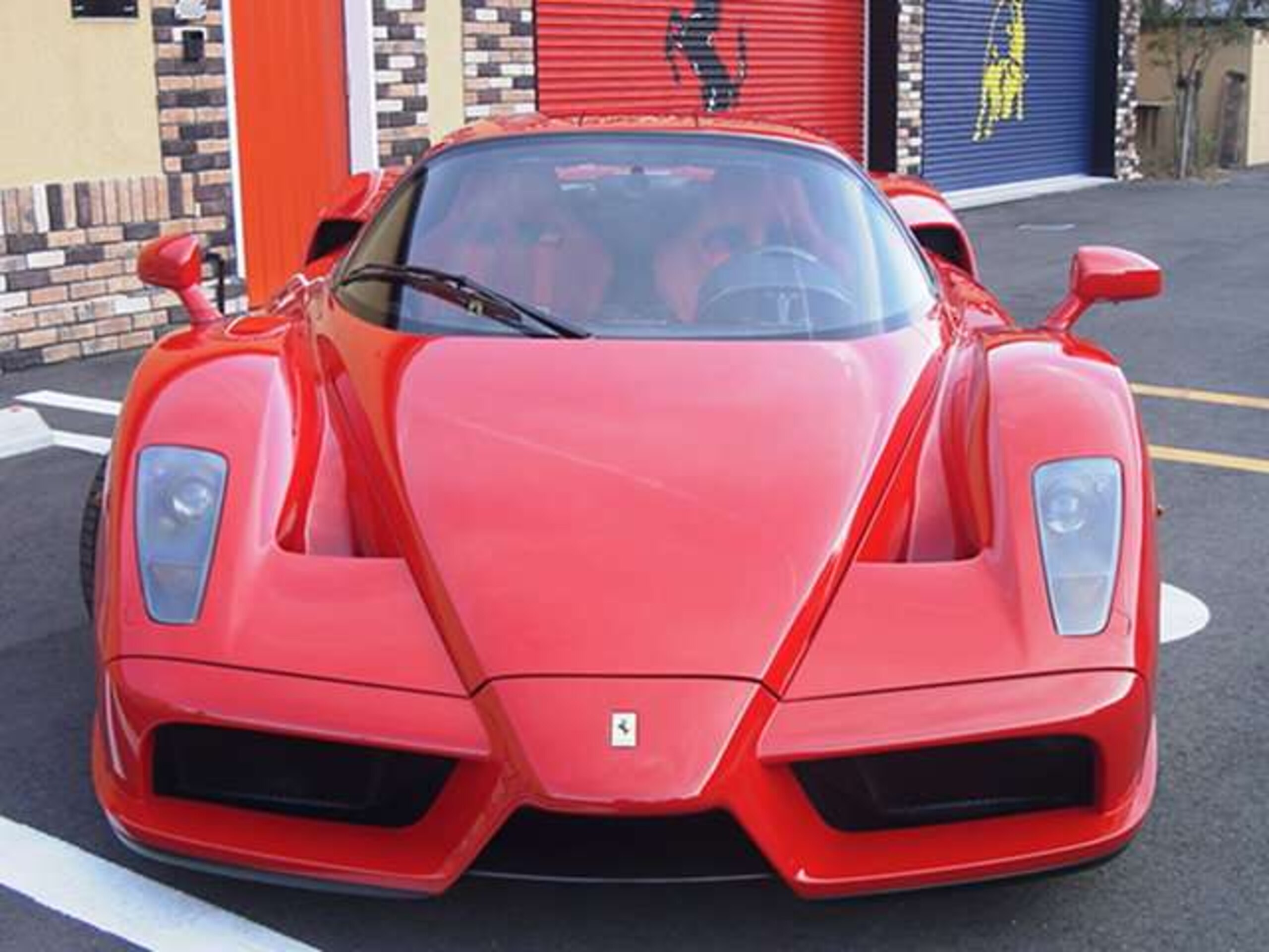 Ferrari Enzo (photo: 1)