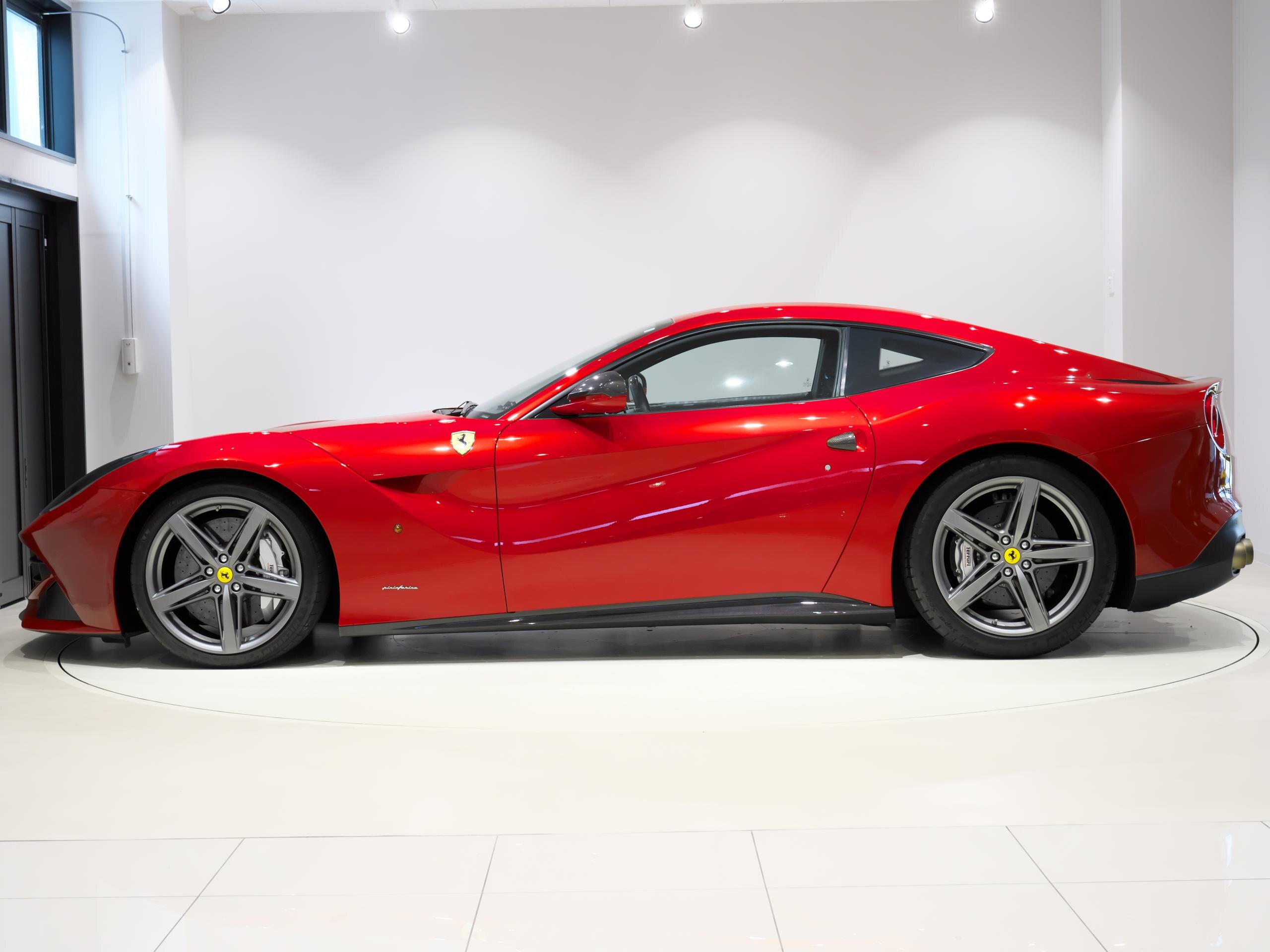 Ferrari F12 Berlinetta (photo: 7)