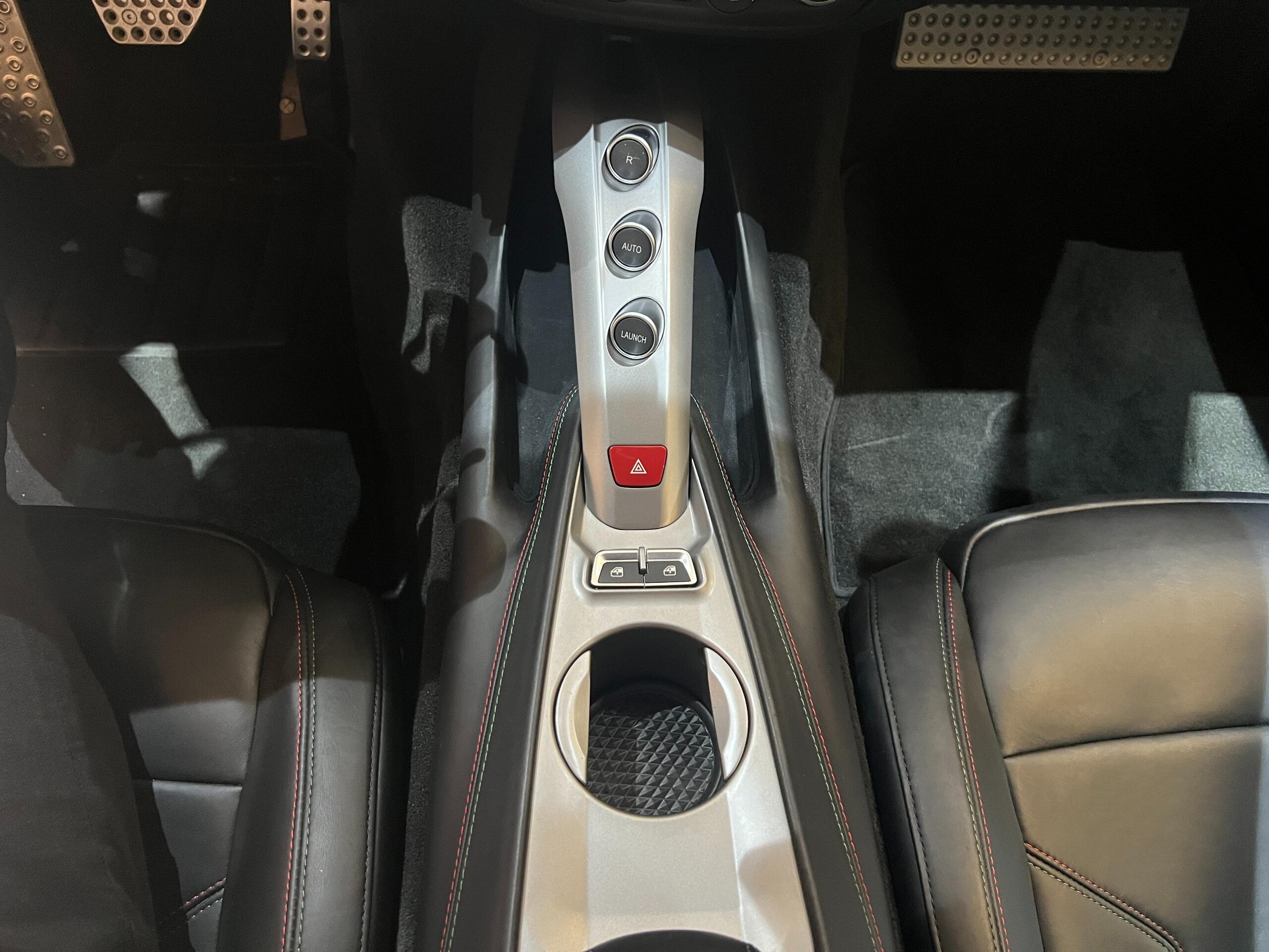 Ferrari F12 Berlinetta (photo: 9)