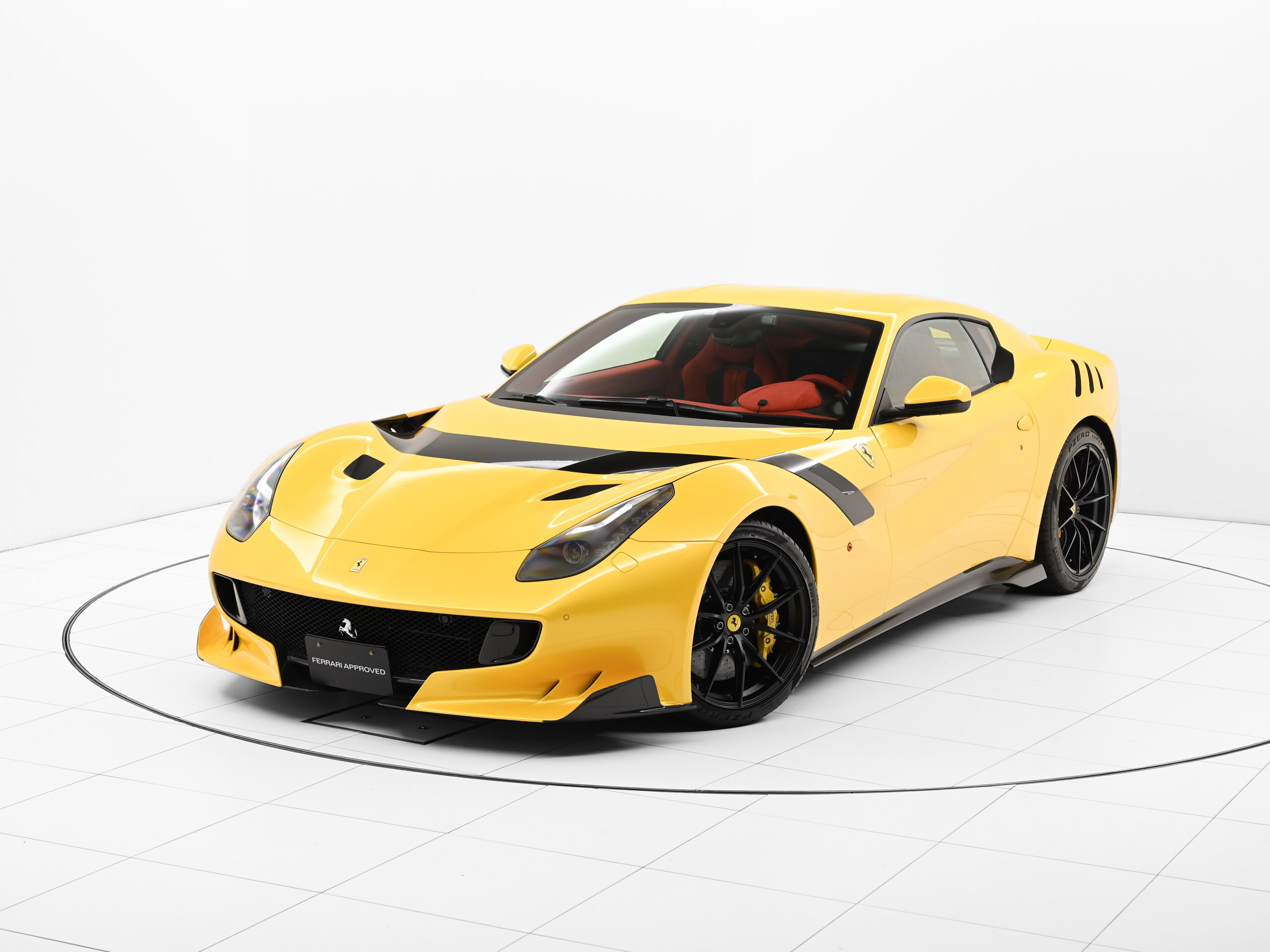 Ferrari F12tdf