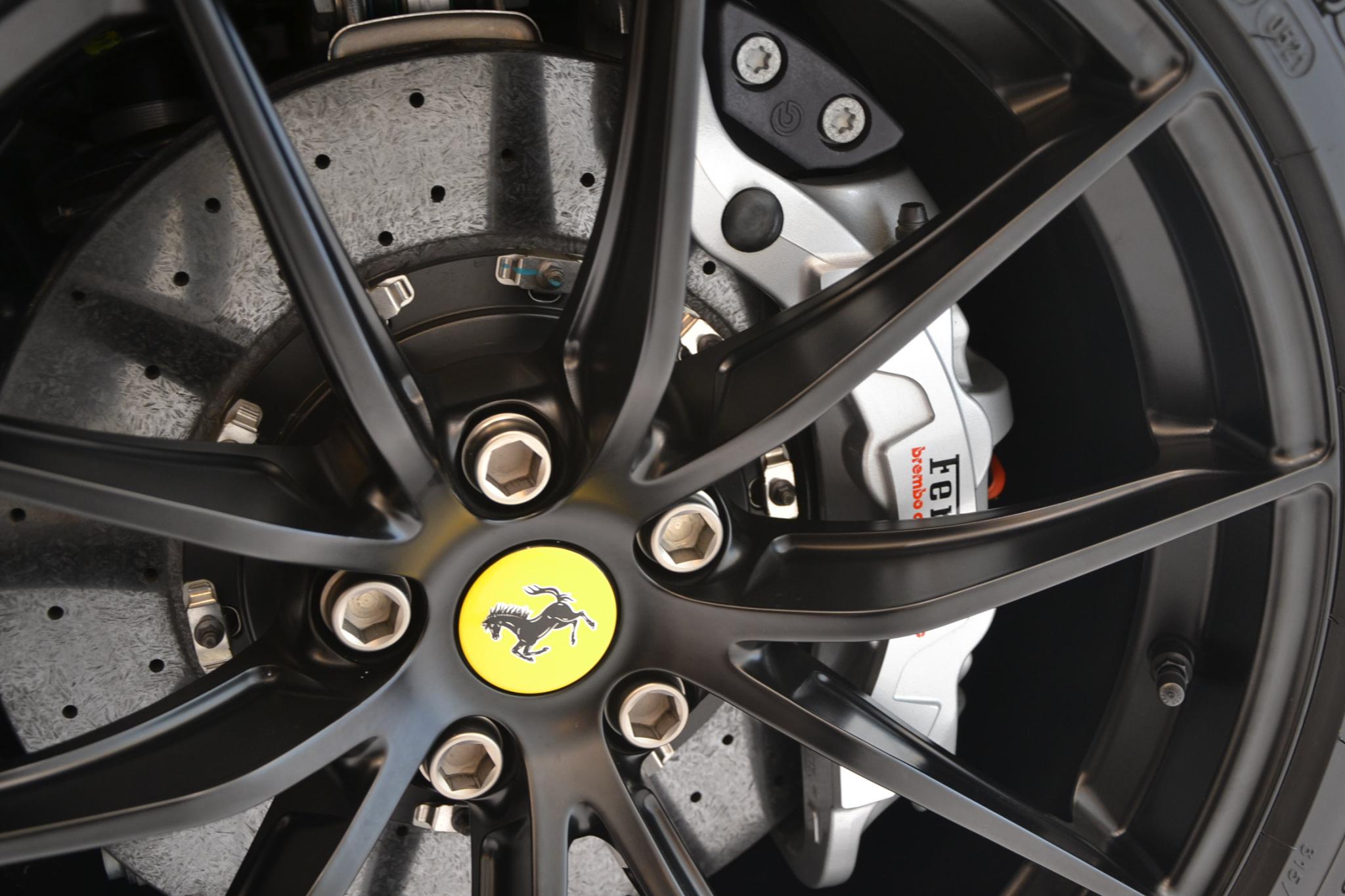 Ferrari F12tdf (photo: 25)