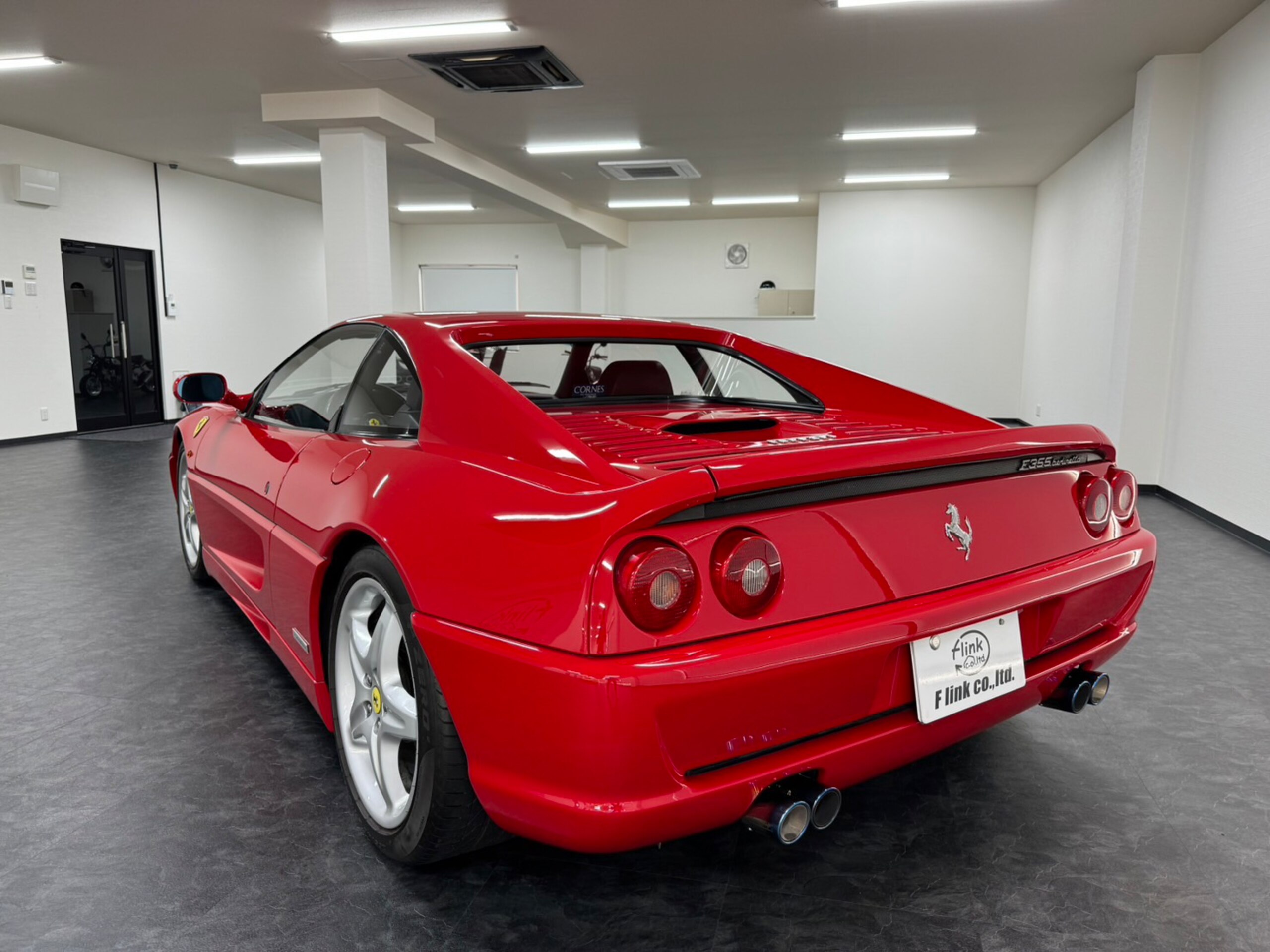 Ferrari F355 Berlinetta (photo: 3)