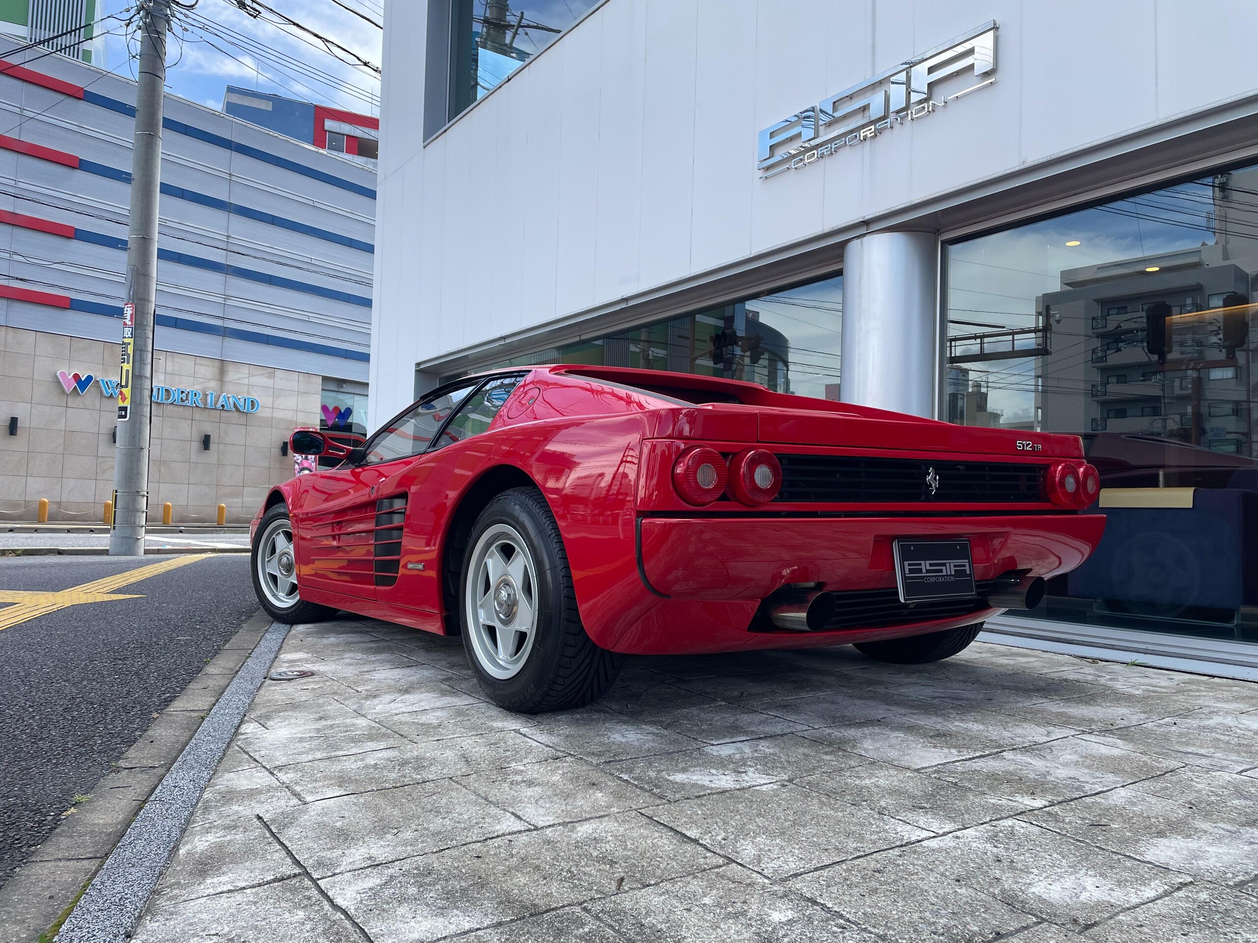 Ferrari Testarossa (photo: 4)