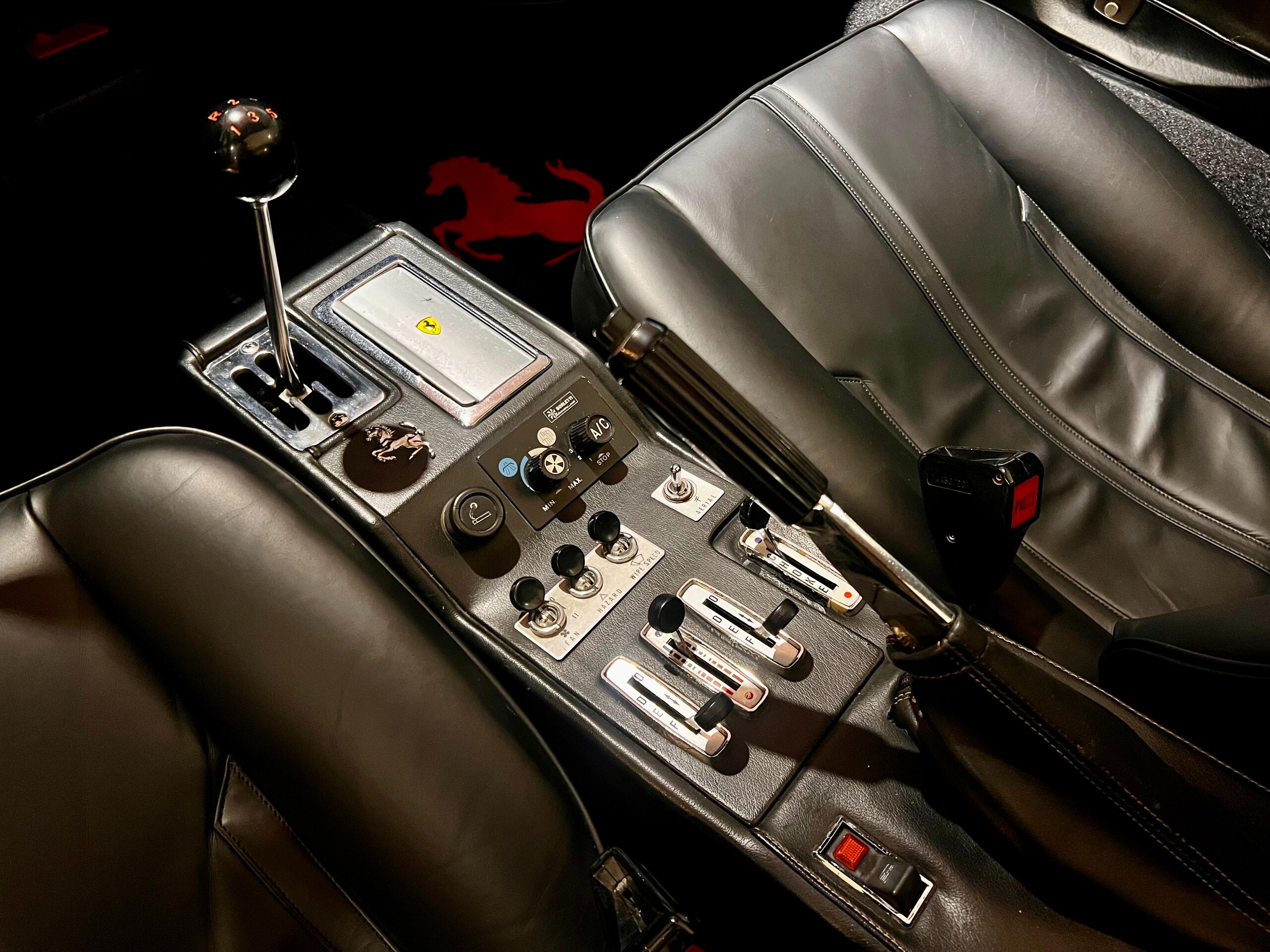 Ferrari 308GTS (photo: 12)