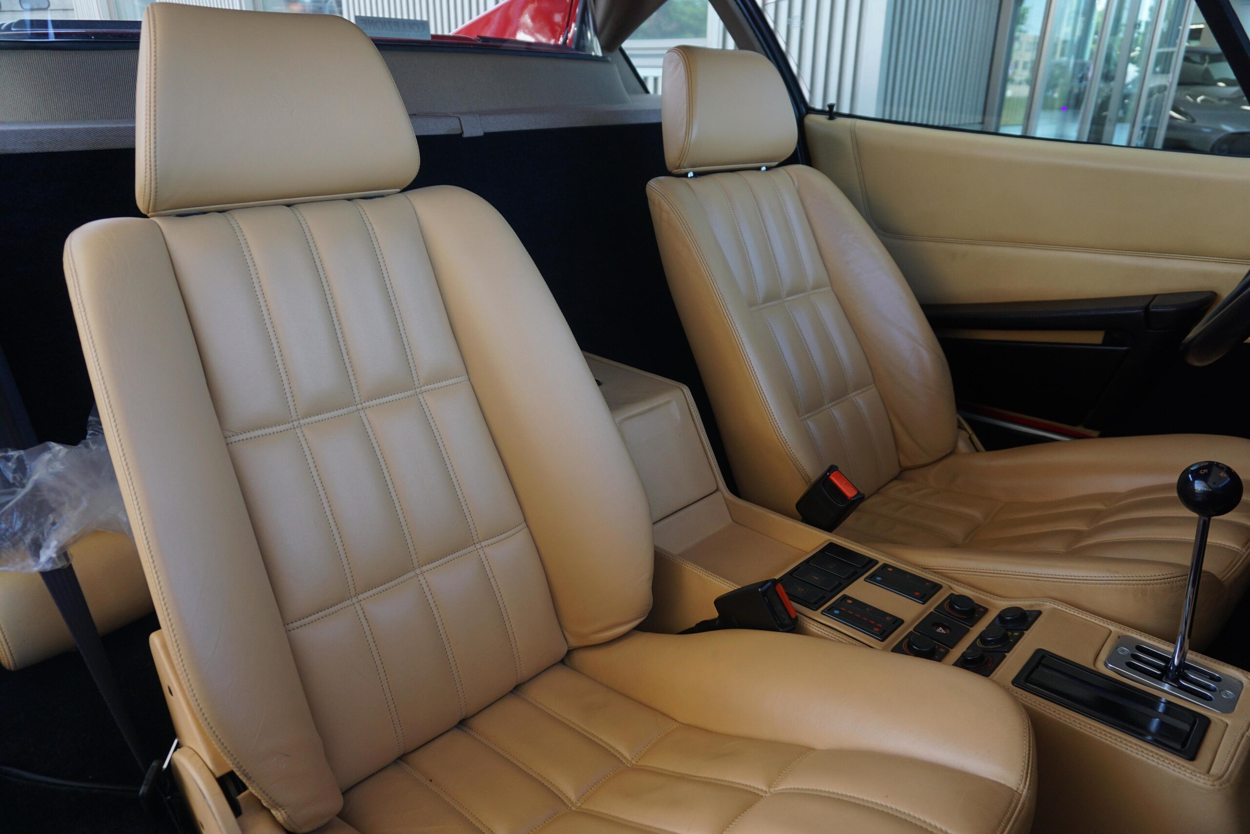Ferrari 328 GTB (photo: 16)