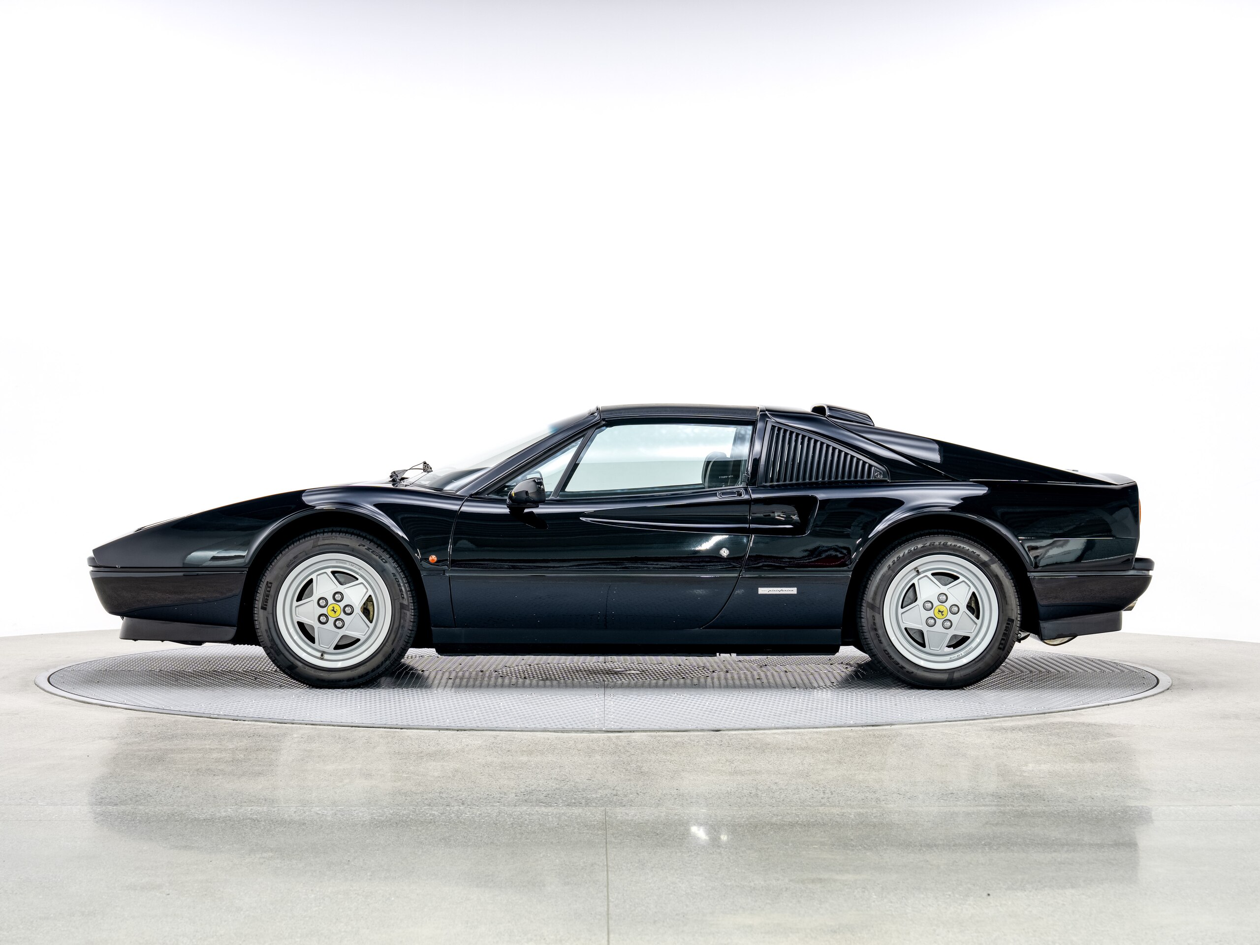 Ferrari 328GTS (photo: 3)