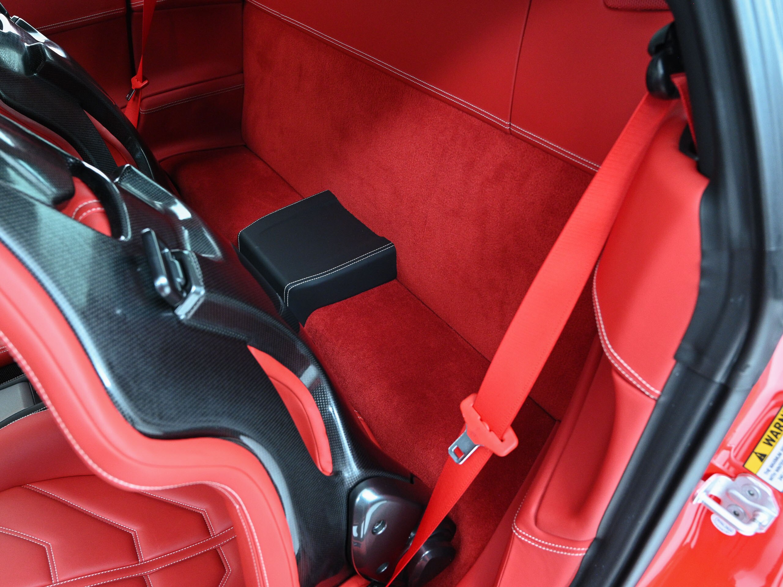 Ferrari 458 Italia F1 DCT (photo: 15)