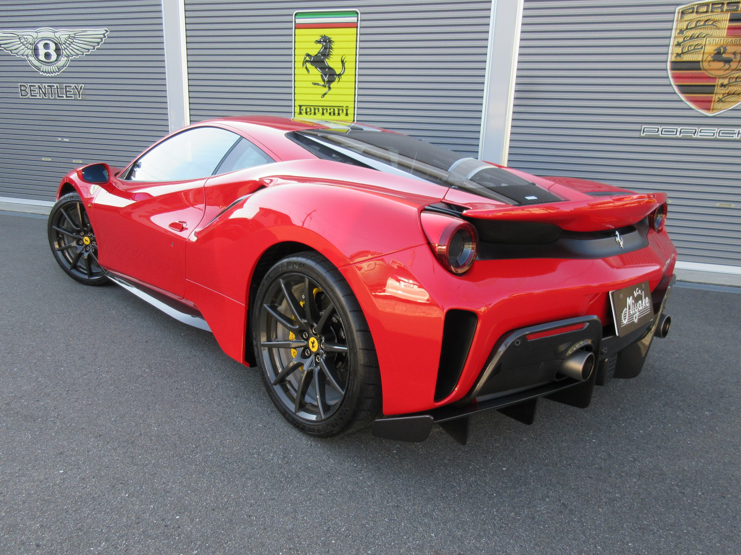 Ferrari 488 Pista (photo: 4)